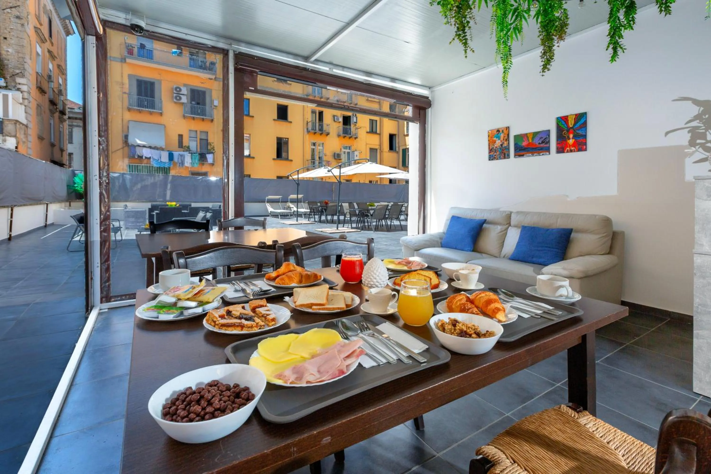 Balcony/Terrace in ROYAL ROOMS STATION NAPOLI