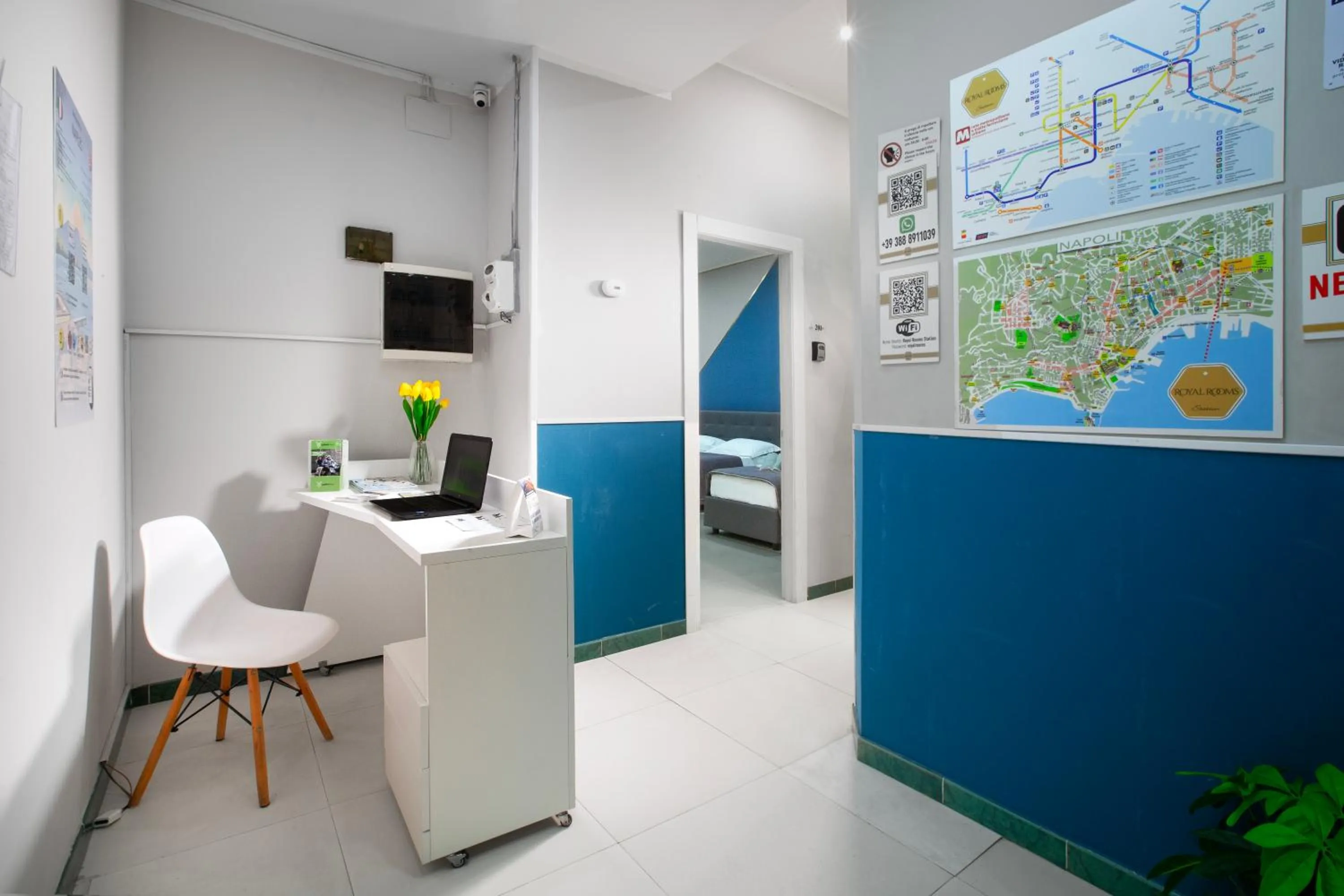 Facade/entrance in ROYAL ROOMS STATION NAPOLI