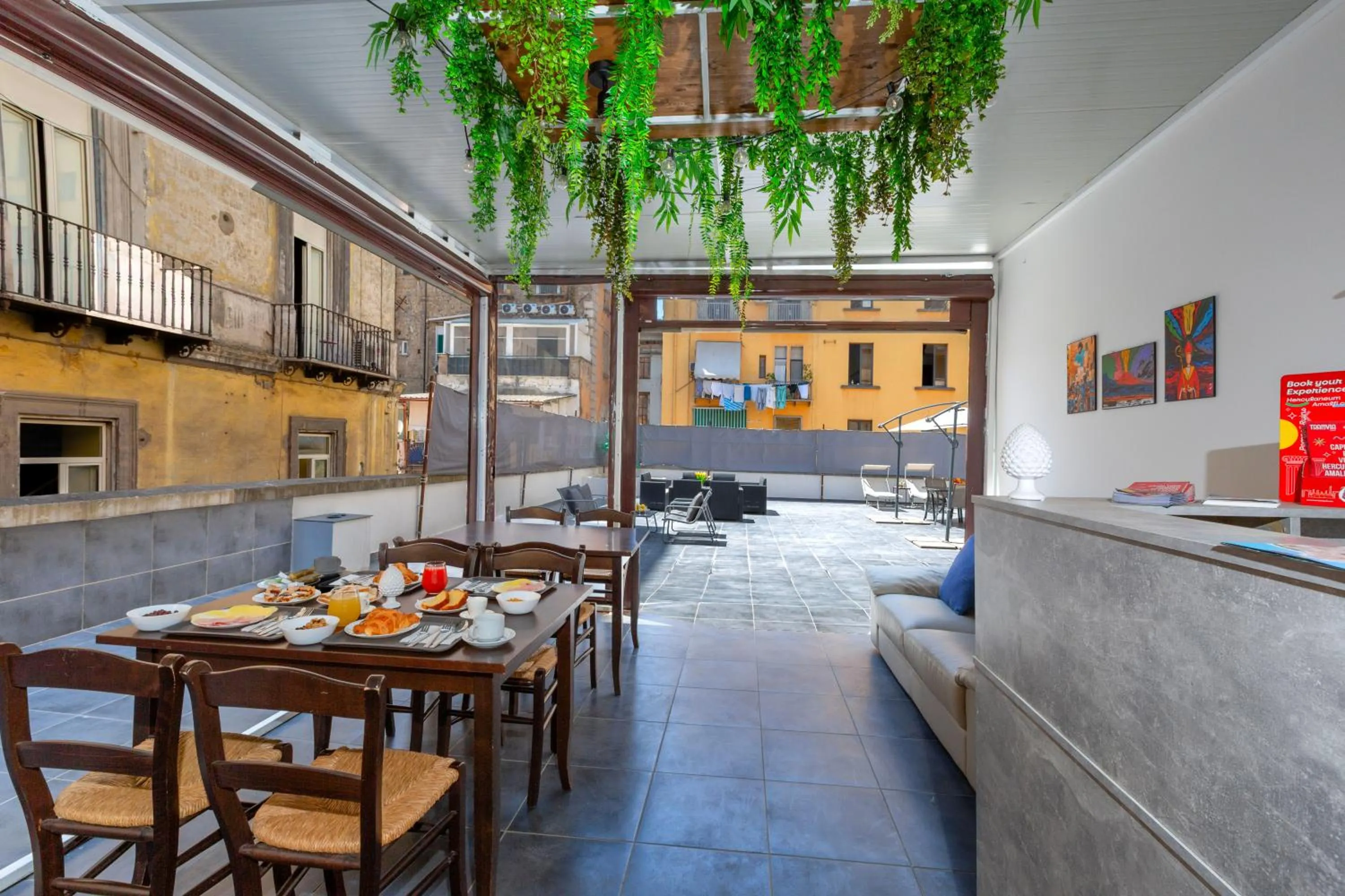 Balcony/Terrace in ROYAL ROOMS STATION NAPOLI