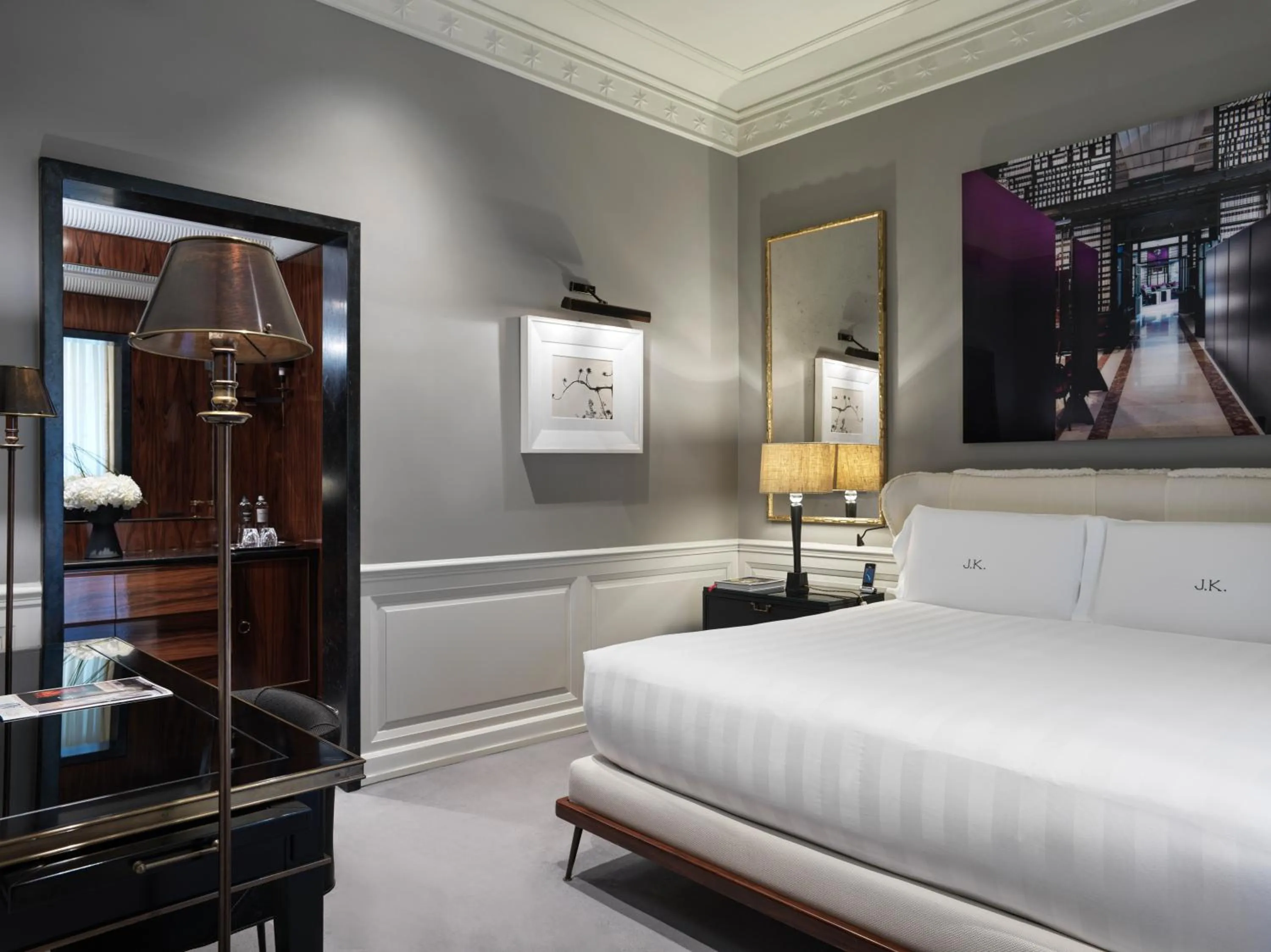 Bedroom, Bed in J.K. Place Roma - The Leading Hotels of the World