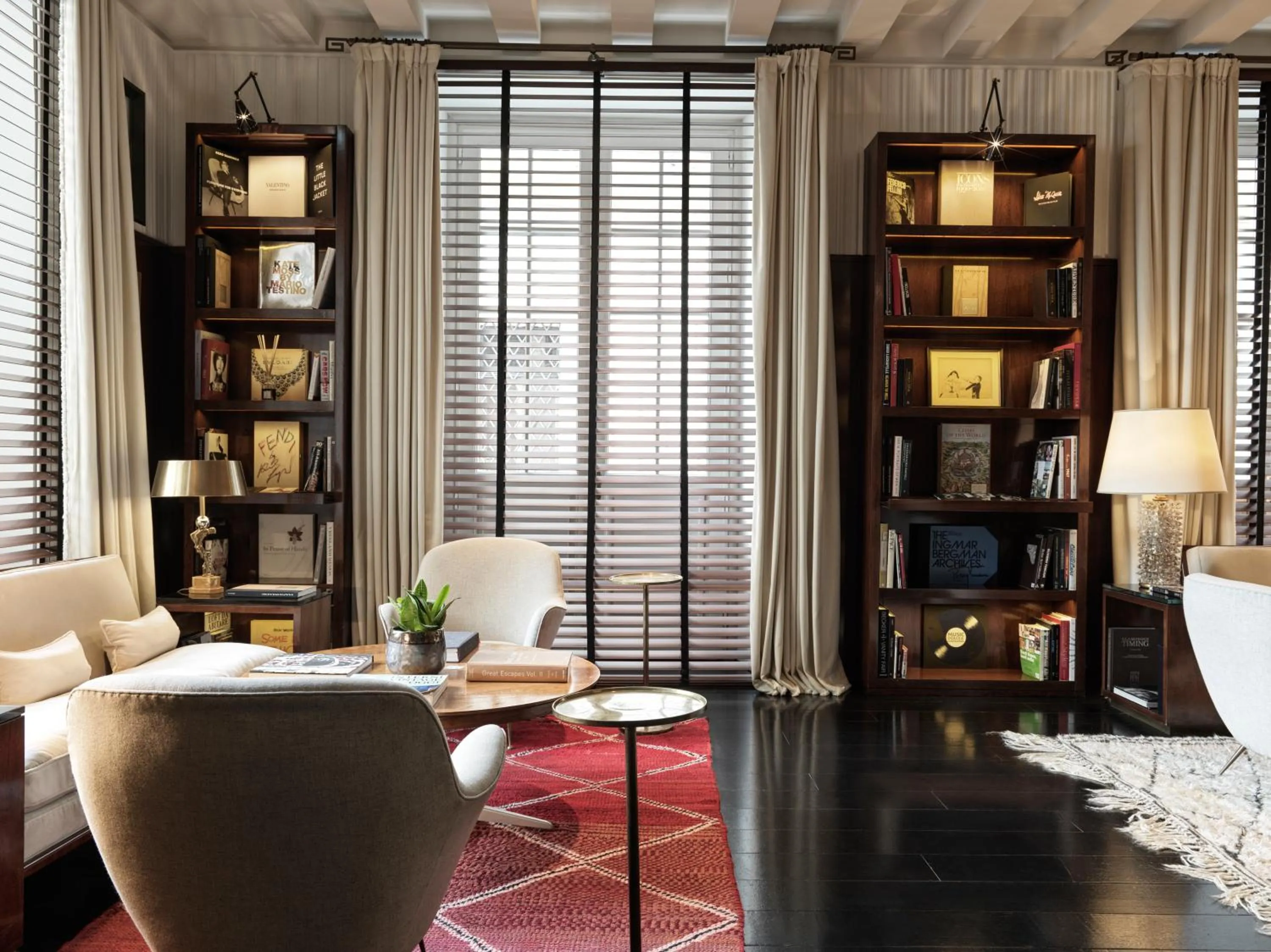 Library in J.K. Place Roma - The Leading Hotels of the World