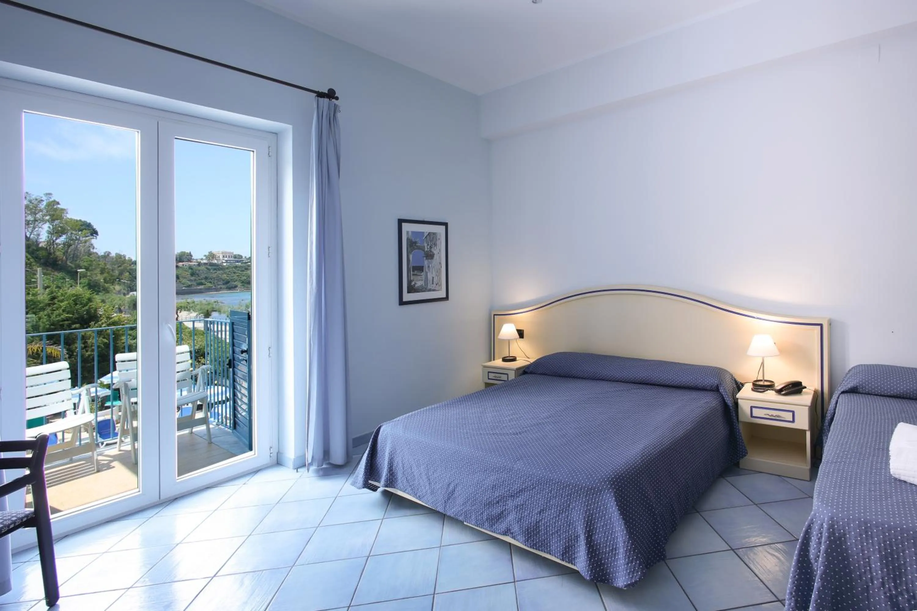 Bed in Hotel Tourist