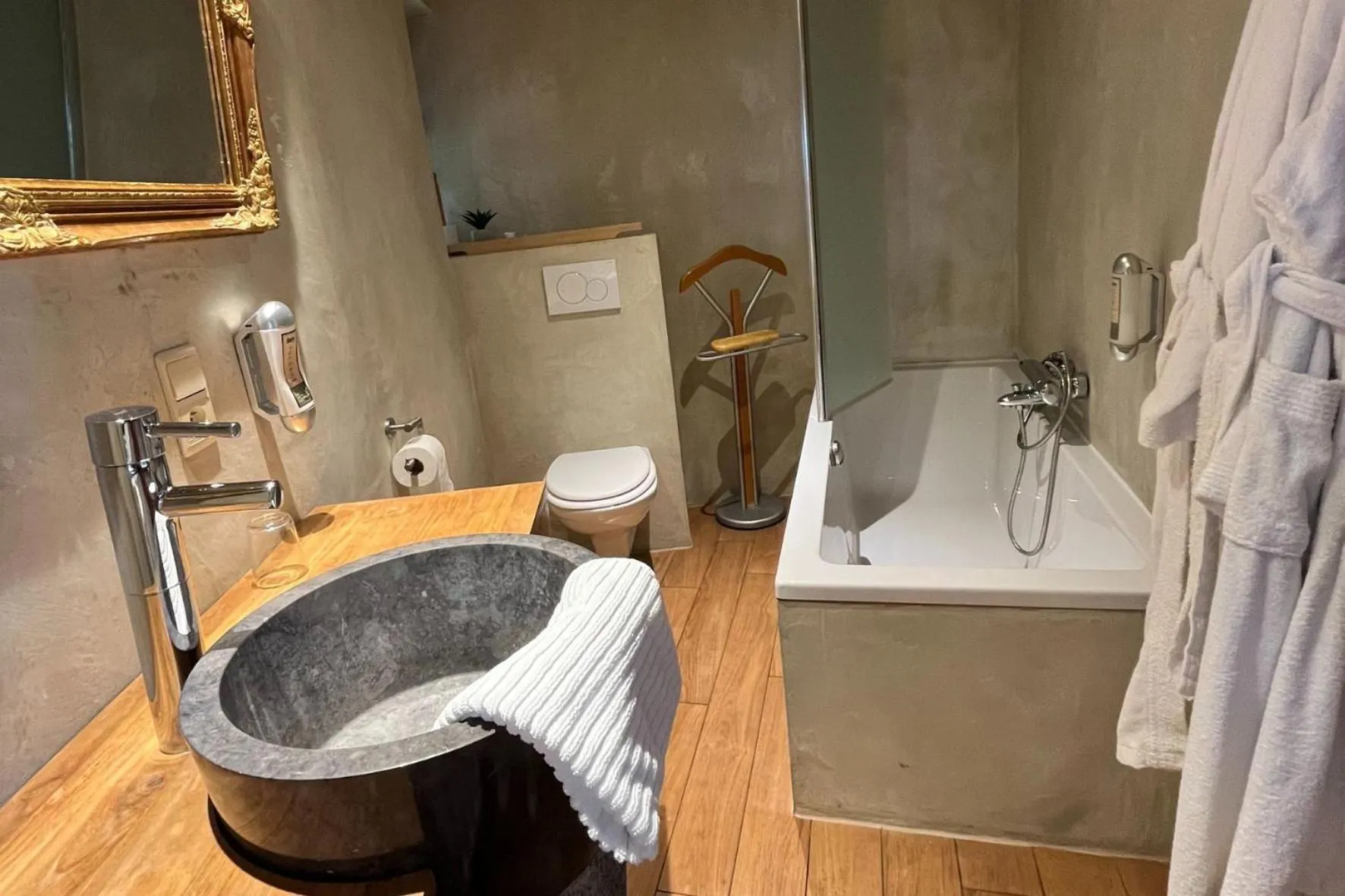 Bathroom in La Fontaine du Sabotier