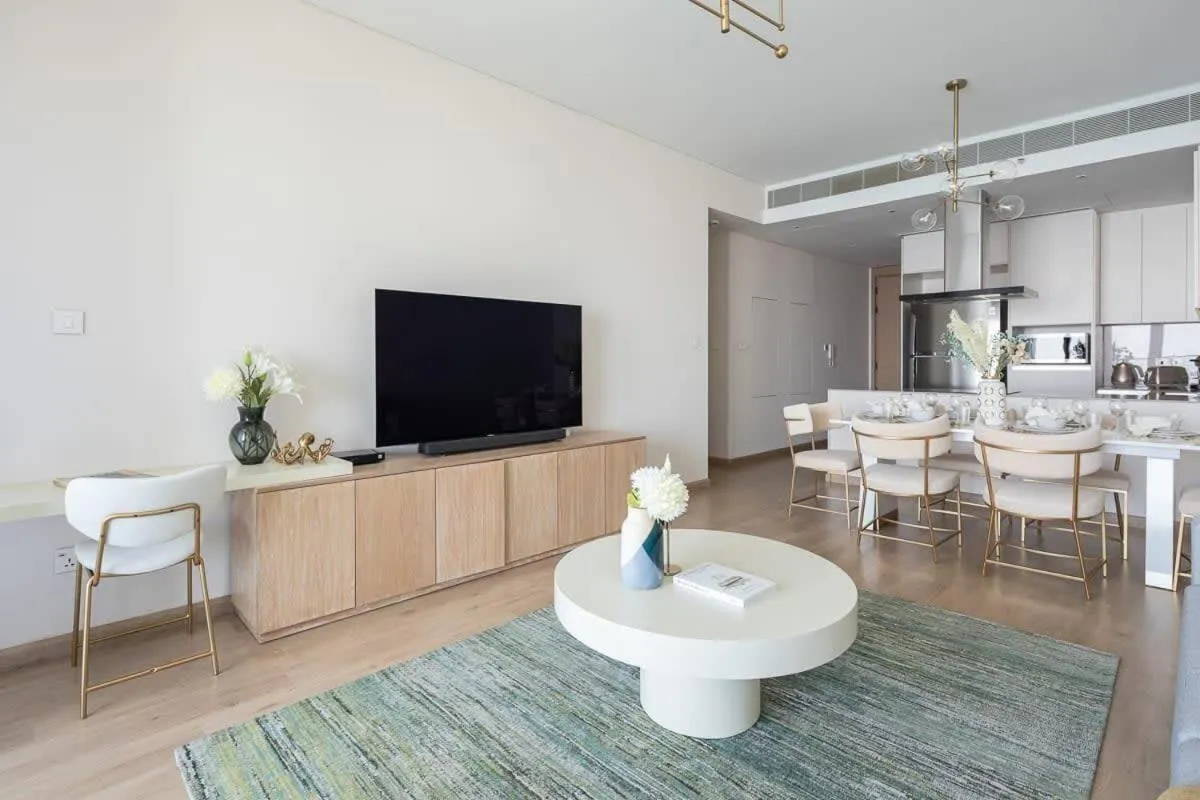 Frank Porter - The Address JBR