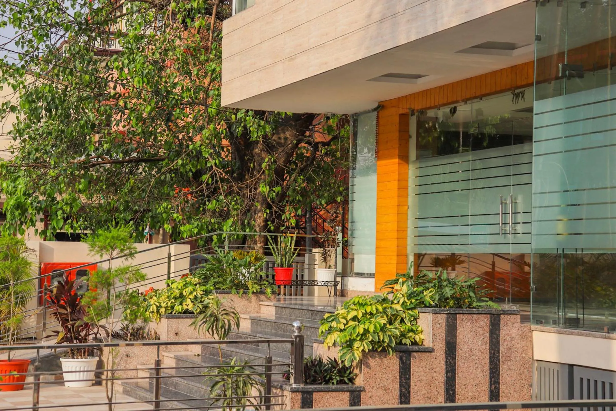 Property building in Hotel Royal Palm Dehradun