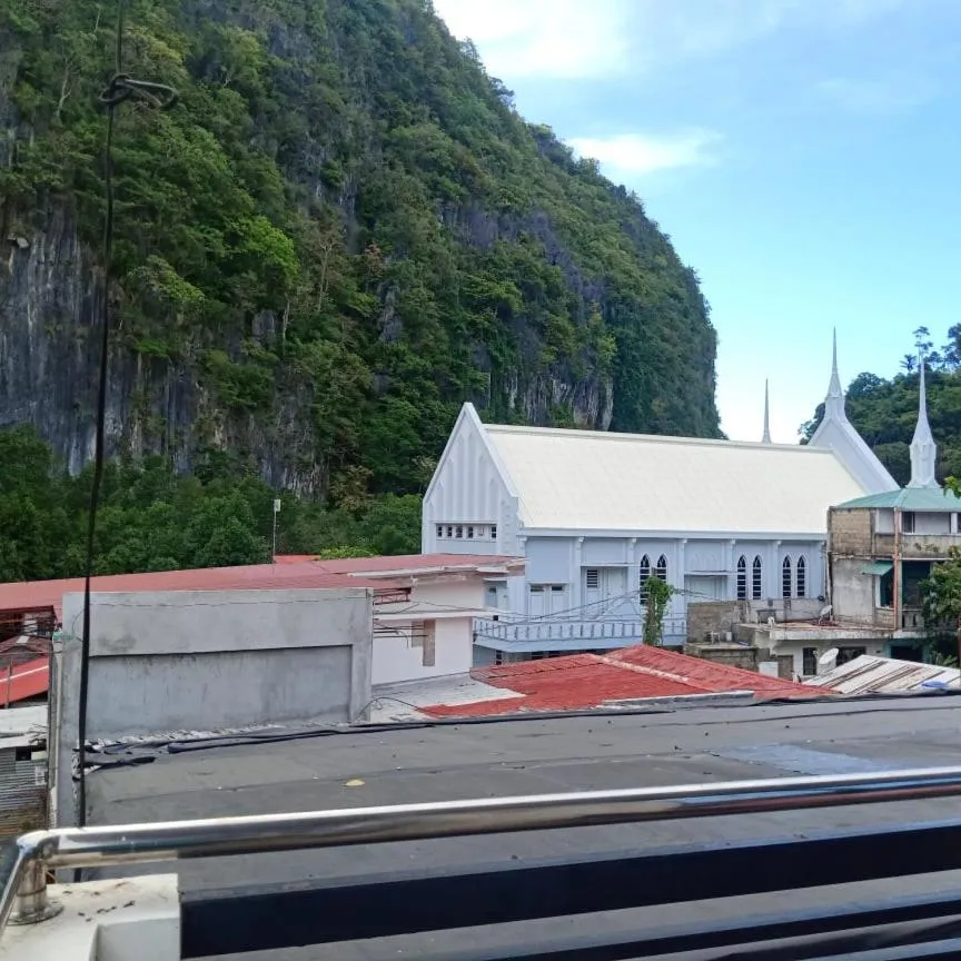 Chelle's Apartelle-Inn