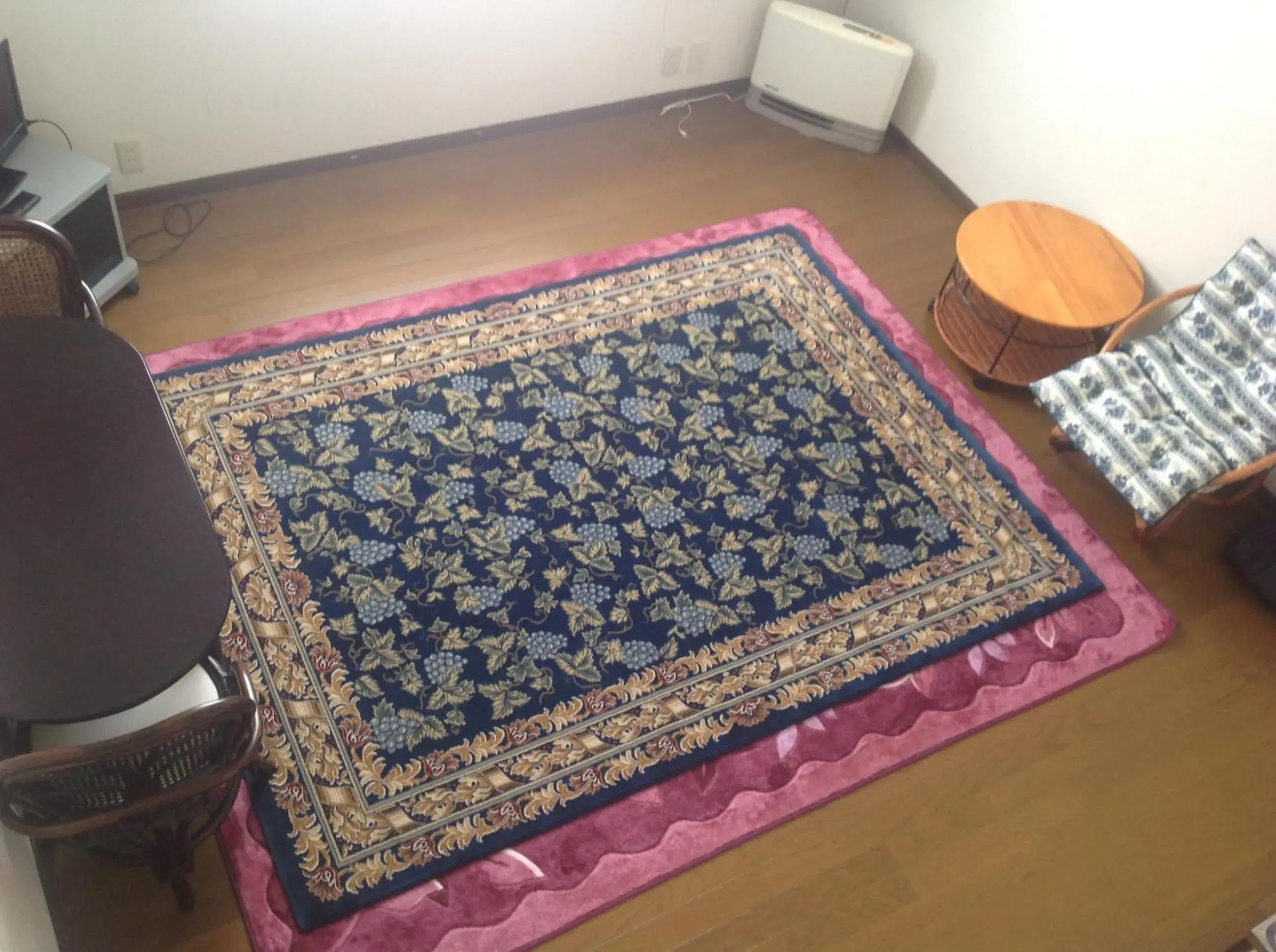 Decorative detail in Petit Hotel Koizumi Decorative detail in Petit Hotel Koizumi