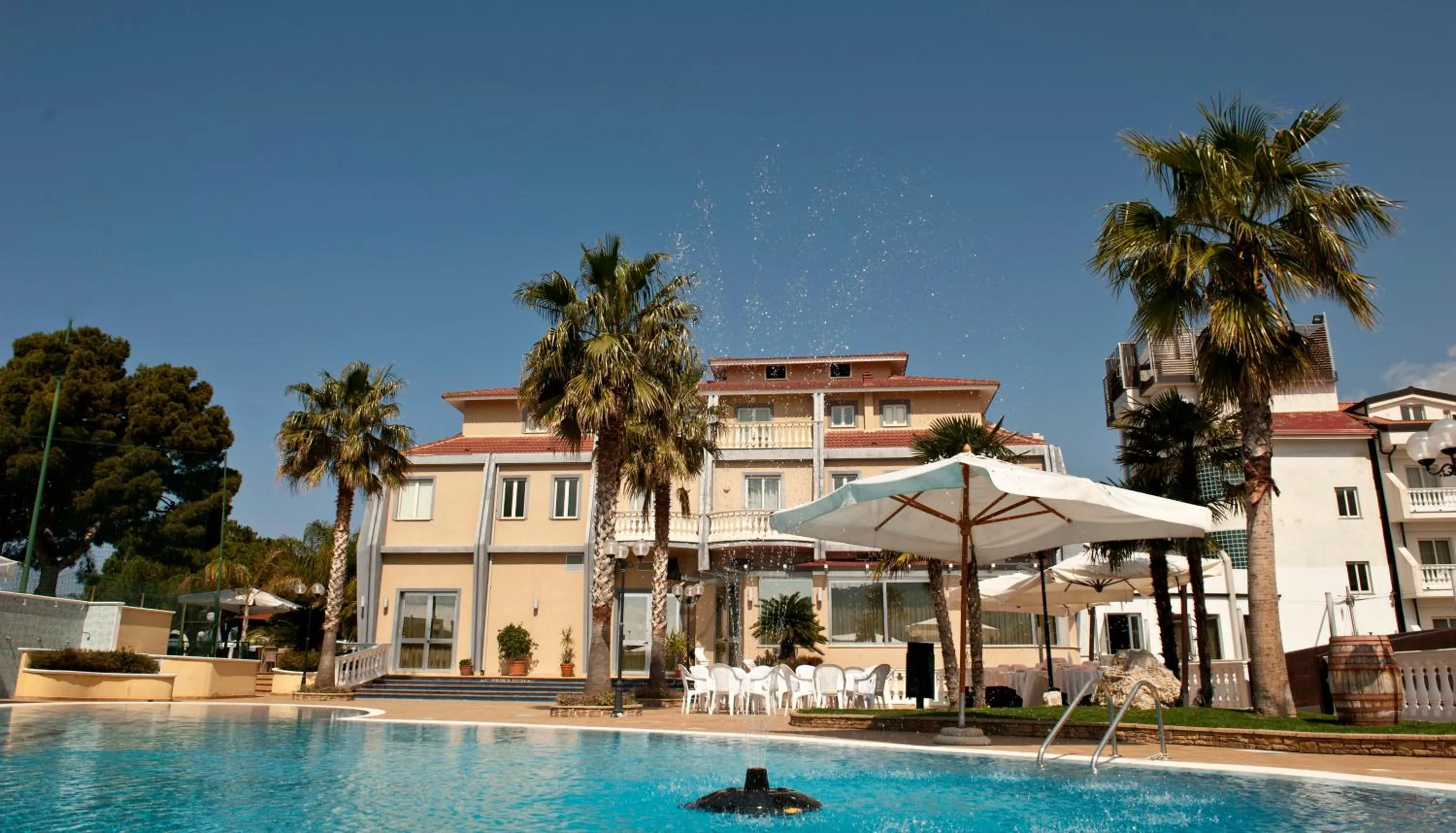 Facade/entrance in Park Hotel Tyrrenian