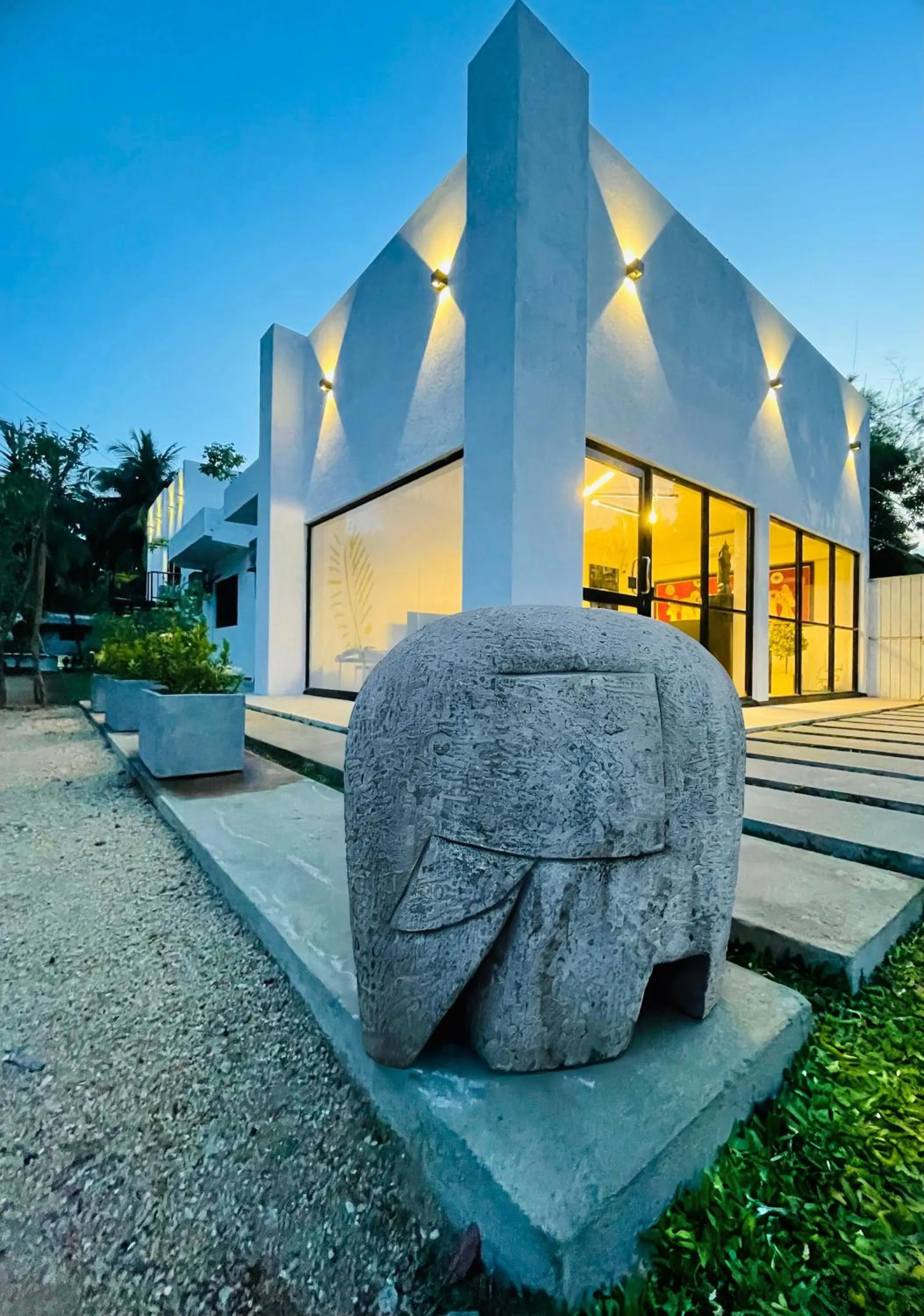 Property building in The Ivy Lake