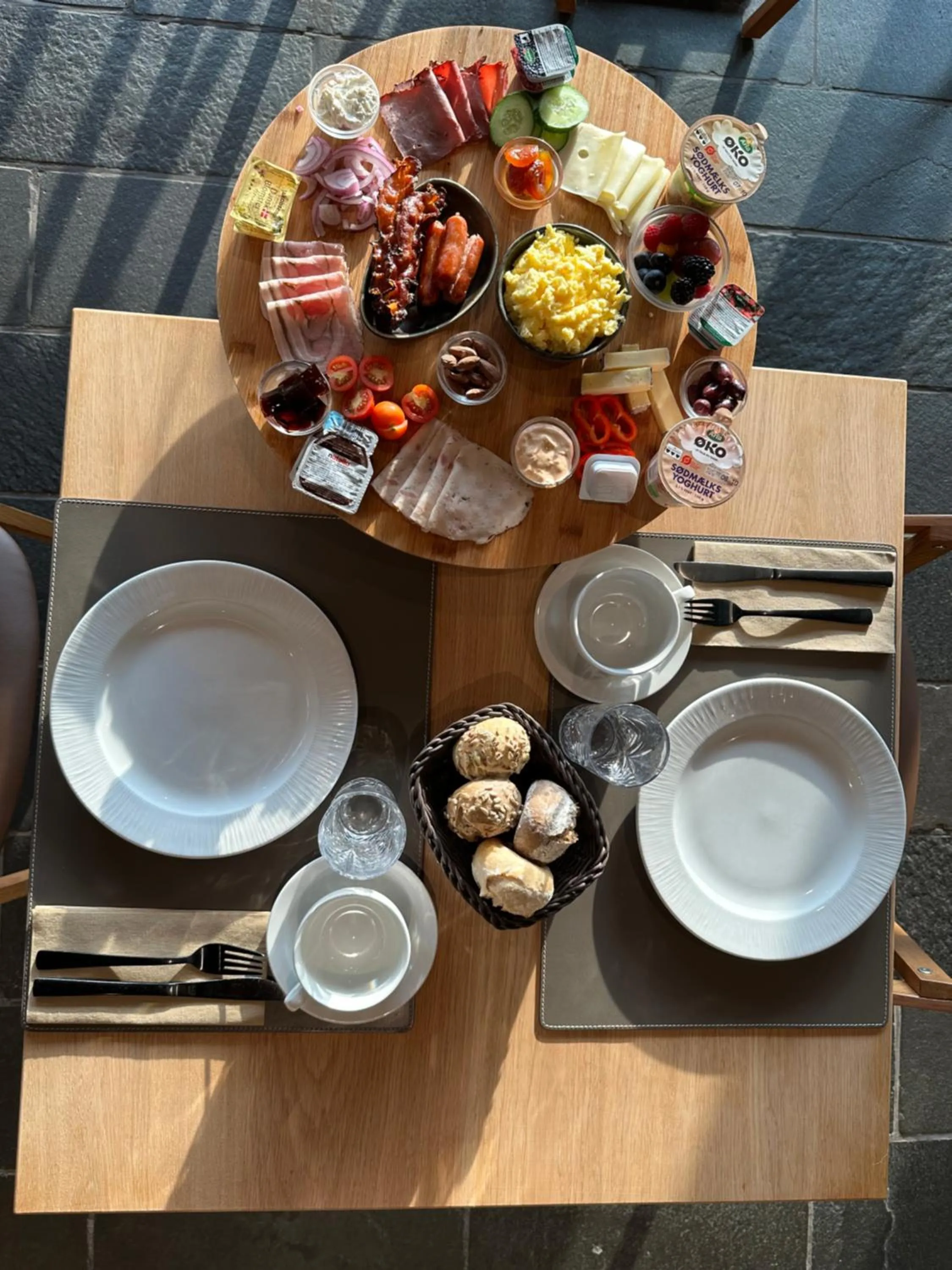 Breakfast in SØGAARDEN - Hotel & SøCamp