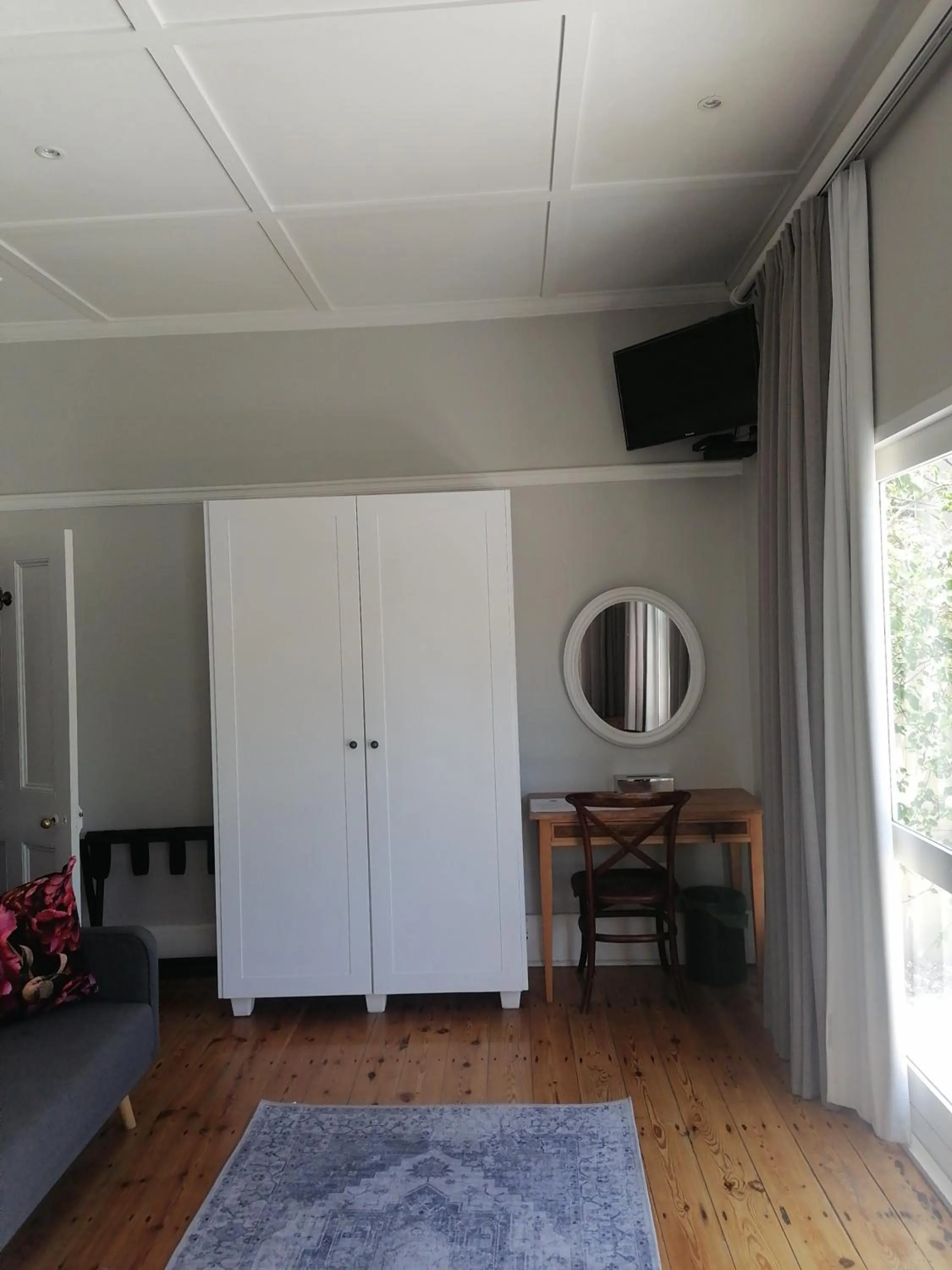 TV and multimedia in Conifer Beach House