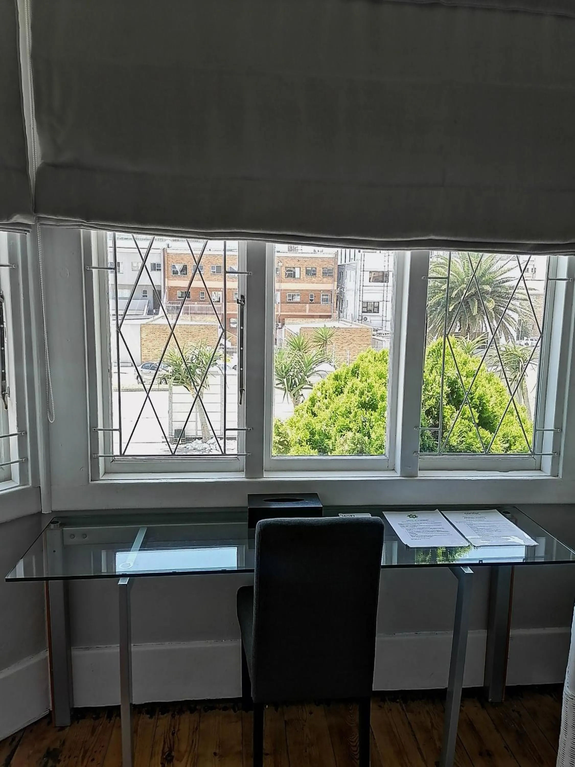 hair dresser in Conifer Beach House