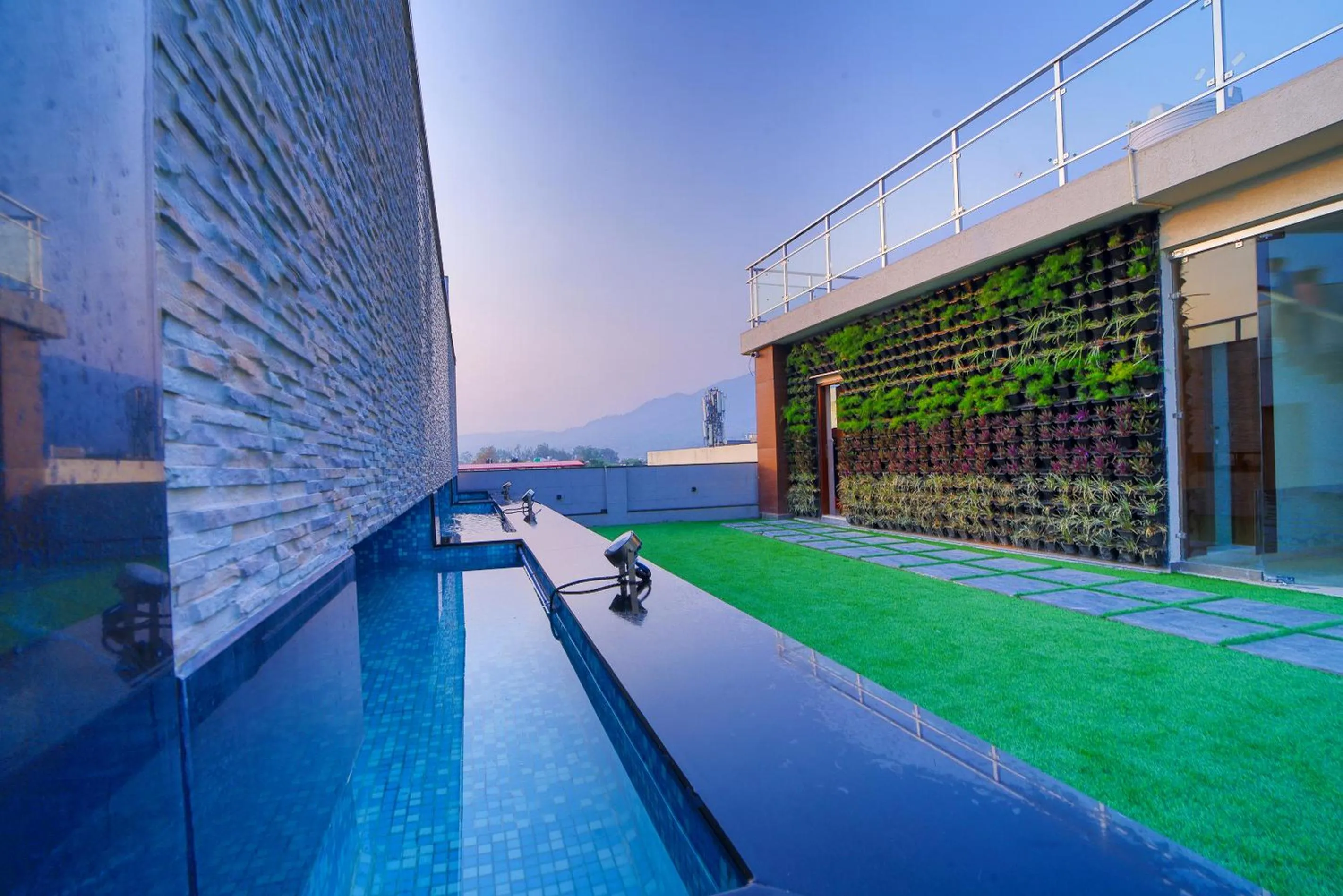 Swimming pool in Hotel Holy Vivasa