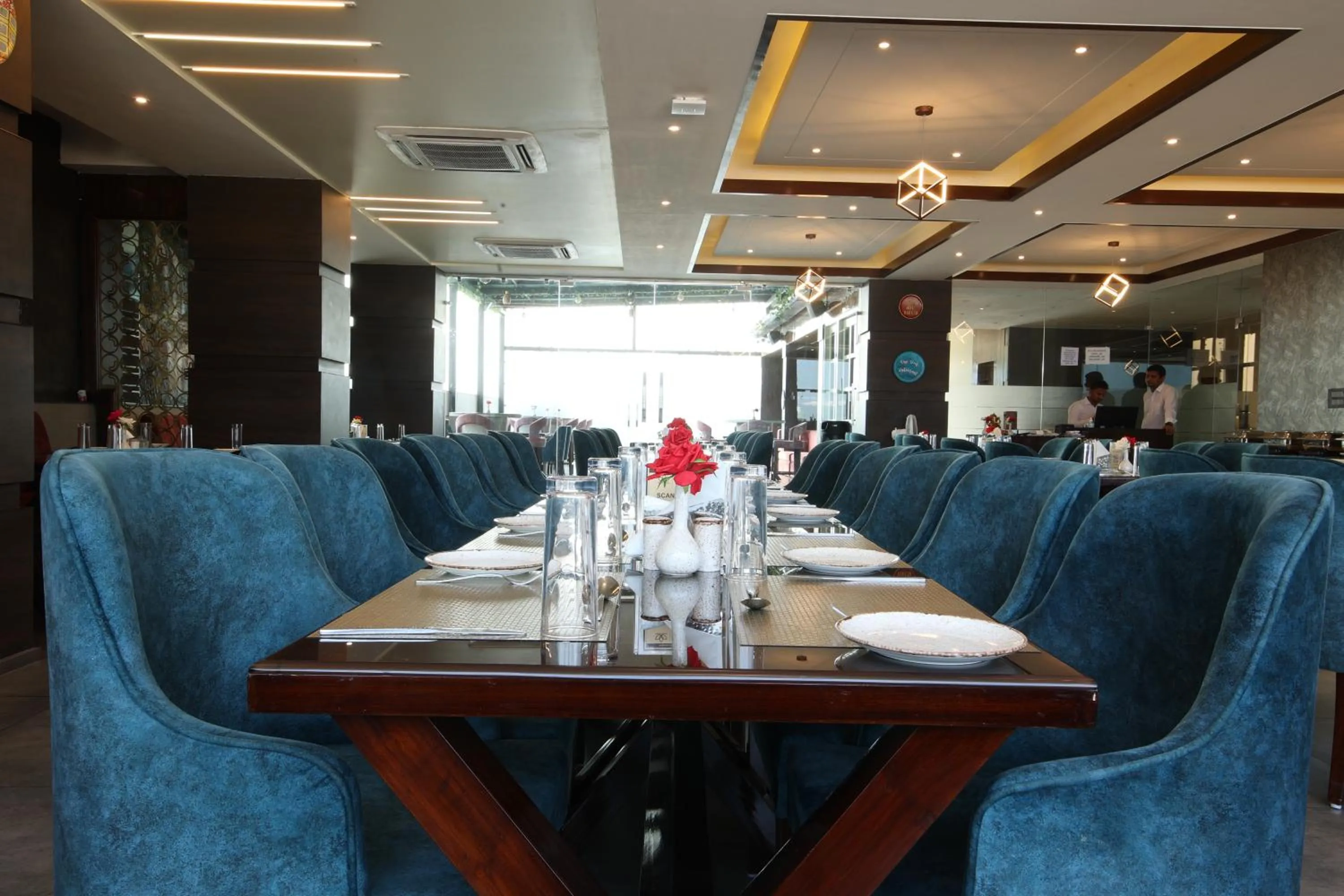 Restaurant/places to eat in Hotel Holy Vivasa