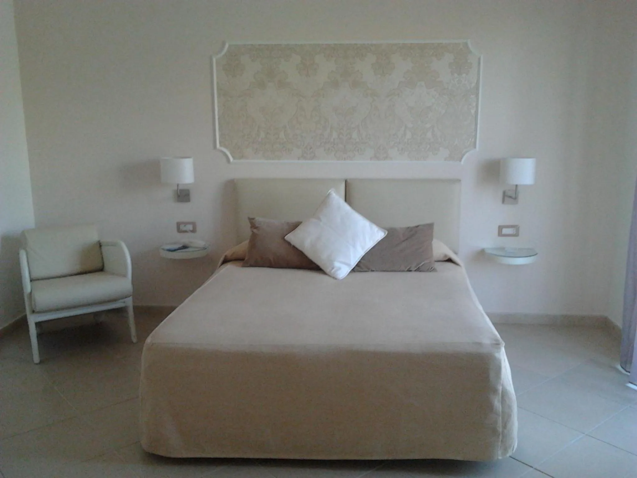 Photo of the whole room, Bed in Mini Hotel - Angolo Di Paradiso -