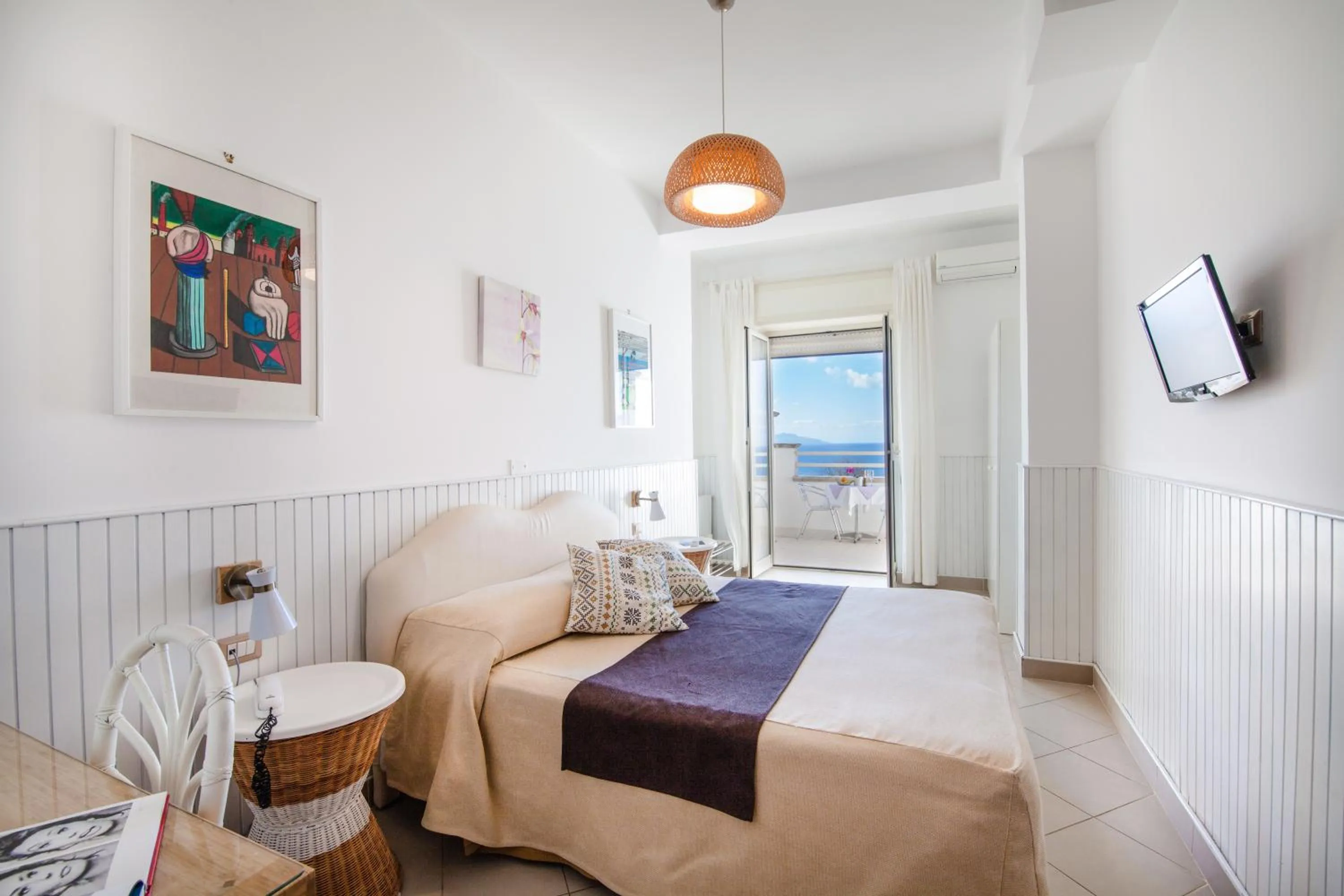 Photo of the whole room, Bed in Mini Hotel - Angolo Di Paradiso -