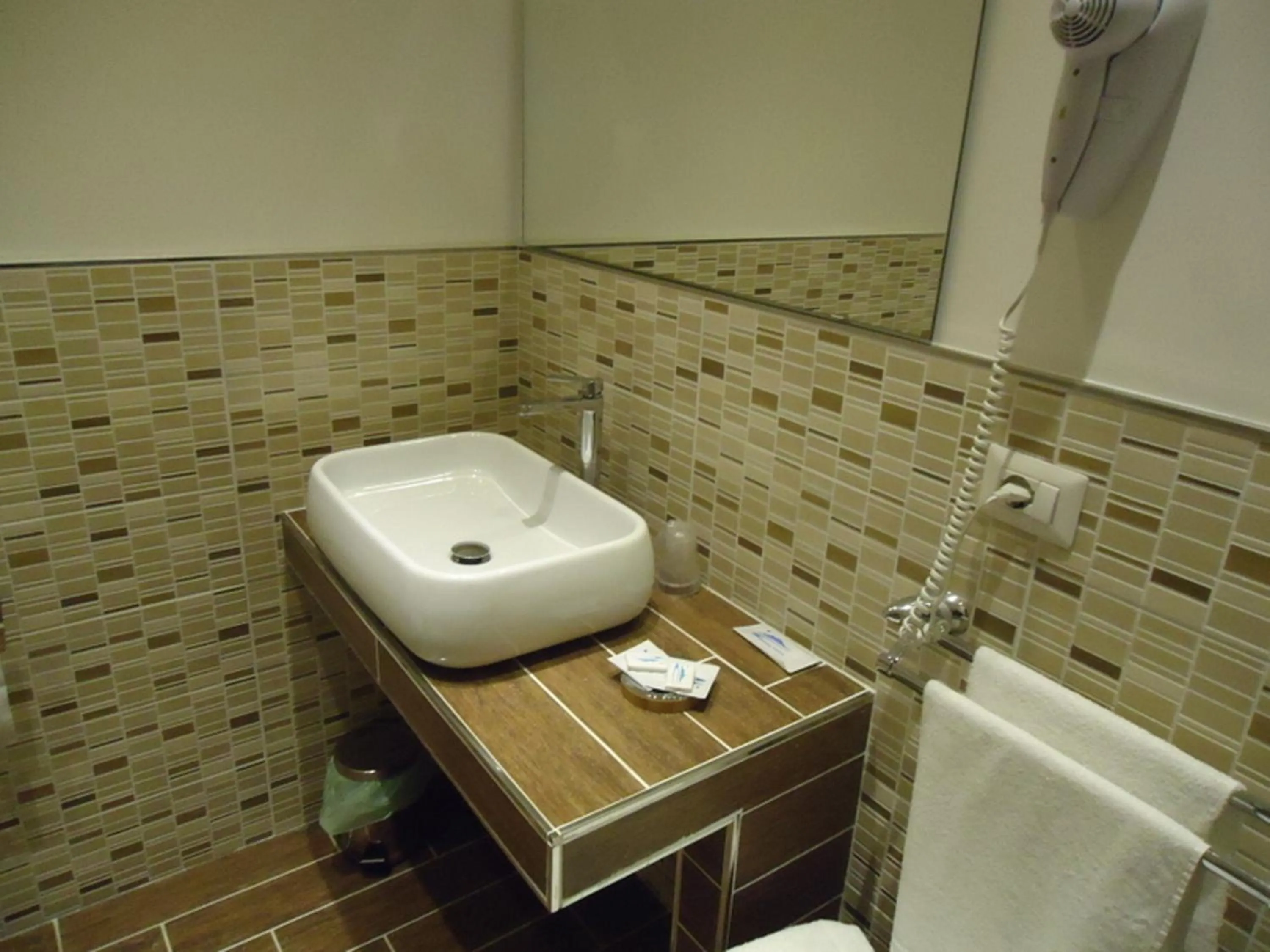 Toilet in Mini Hotel - Angolo Di Paradiso -