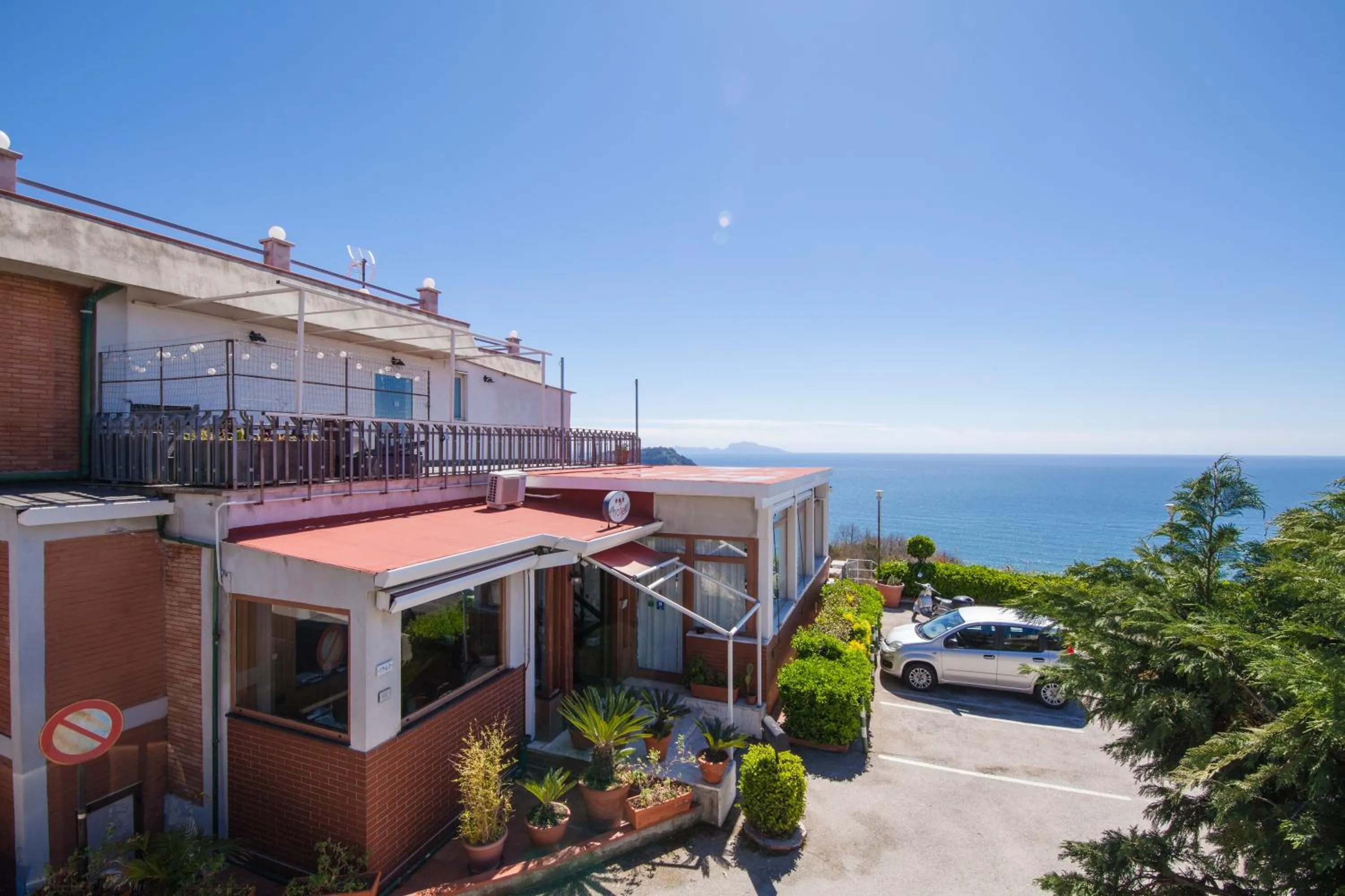 Property building in Mini Hotel - Angolo Di Paradiso -