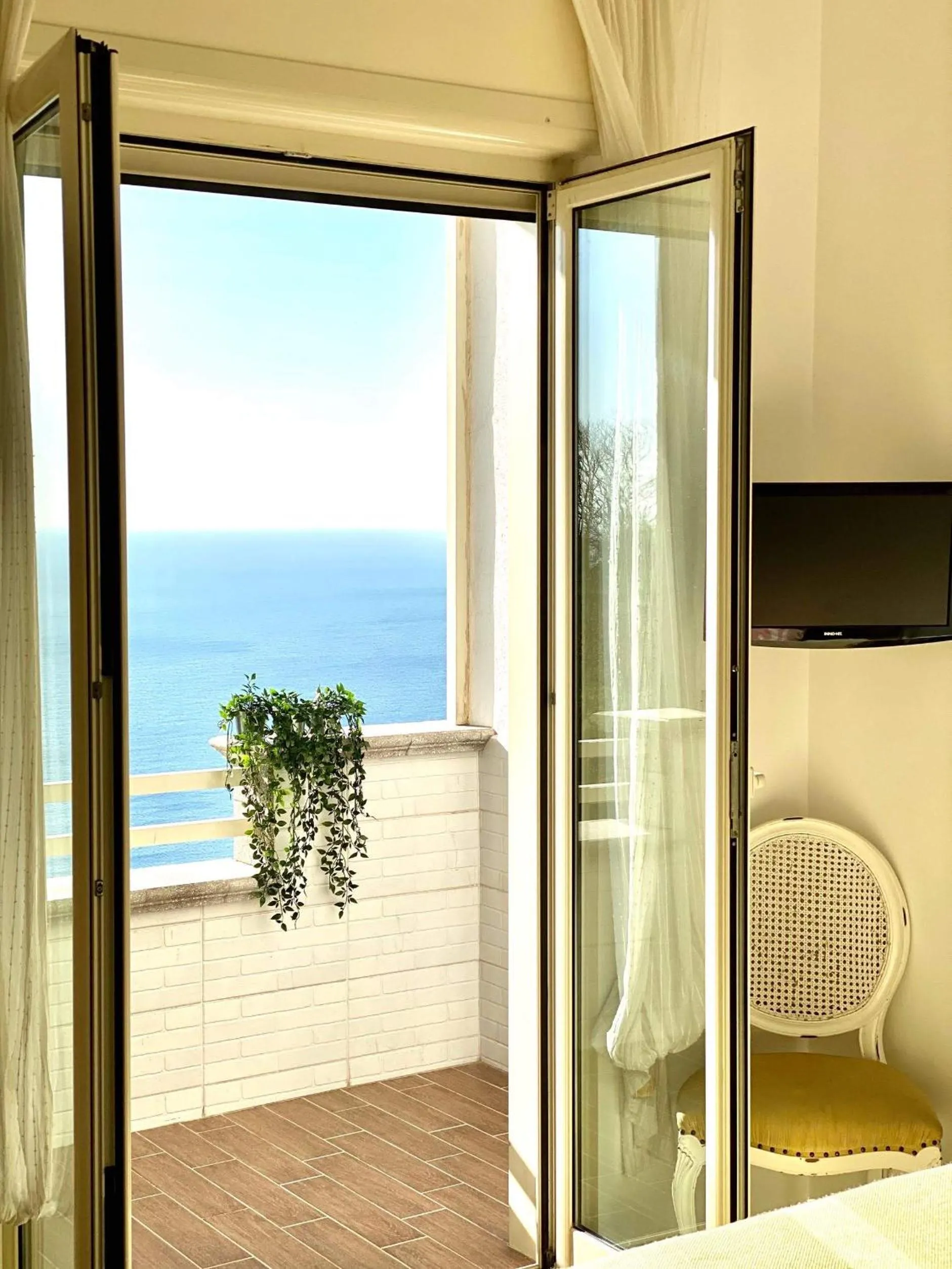 Balcony/Terrace in Mini Hotel - Angolo Di Paradiso -