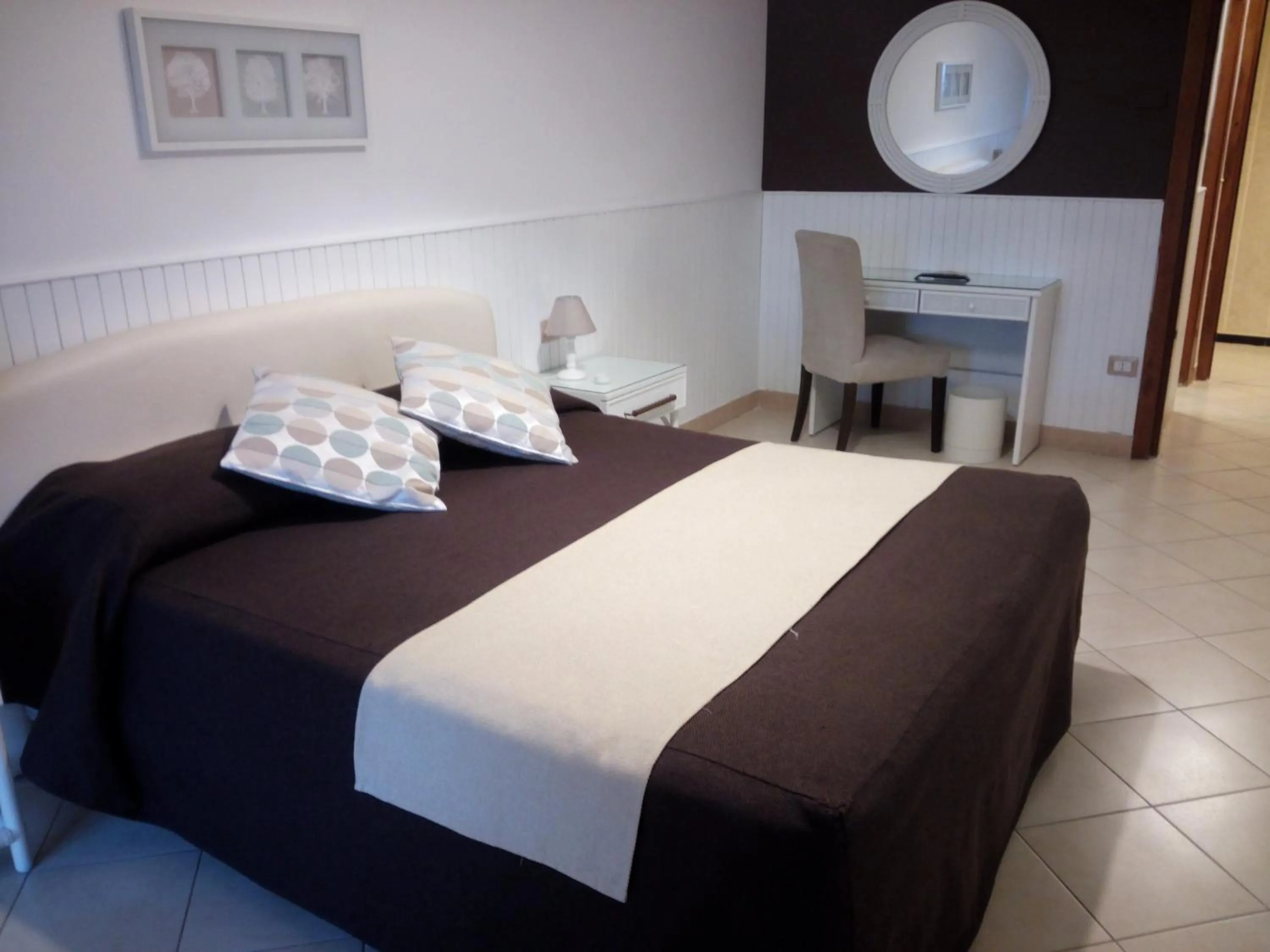 Photo of the whole room, Bed in Mini Hotel - Angolo Di Paradiso -