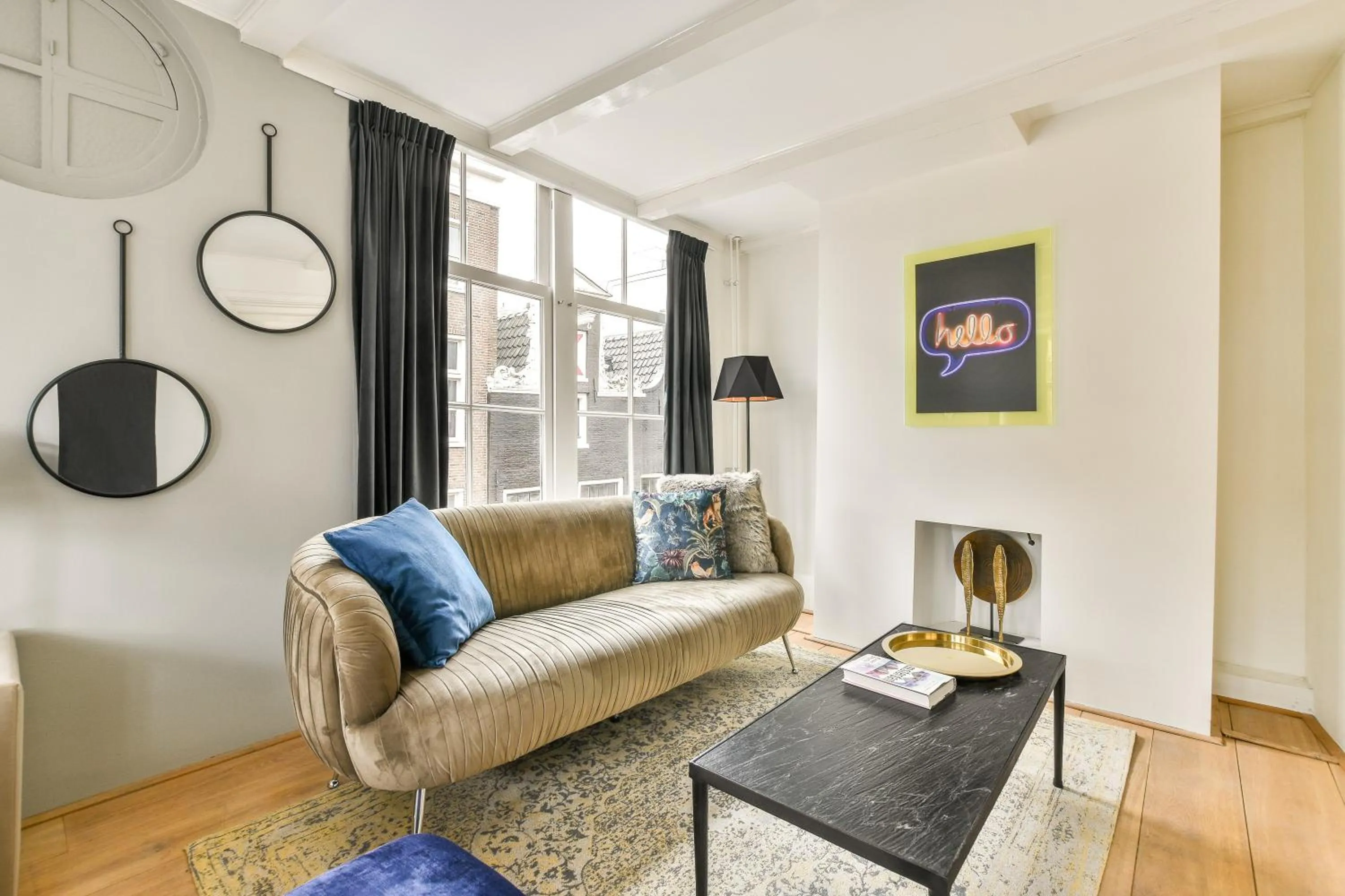 Spiegelgracht Apartments with Canal View