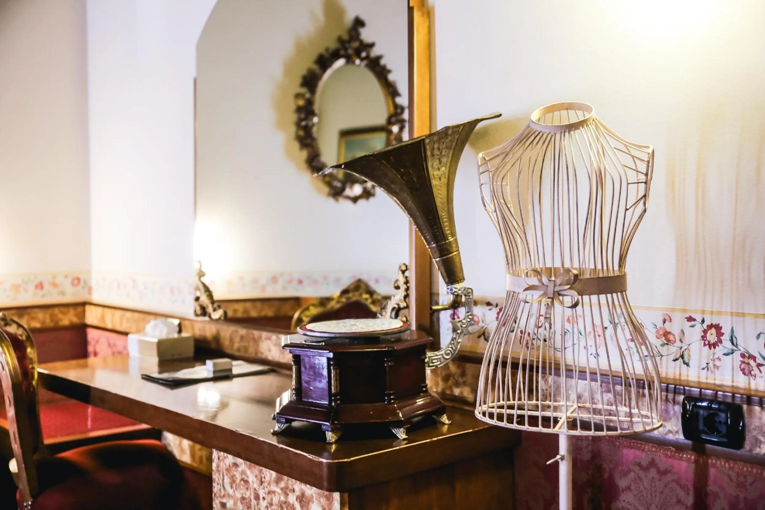 Decorative detail in Hotel Villa Pigalle