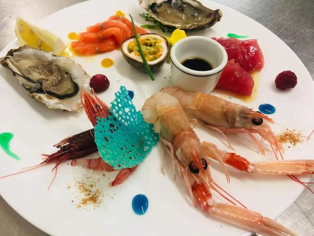 Food and drinks in Hotel Villa Pigalle