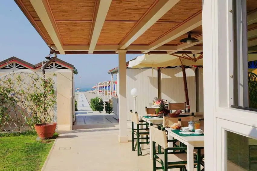 Beach in President Hotel