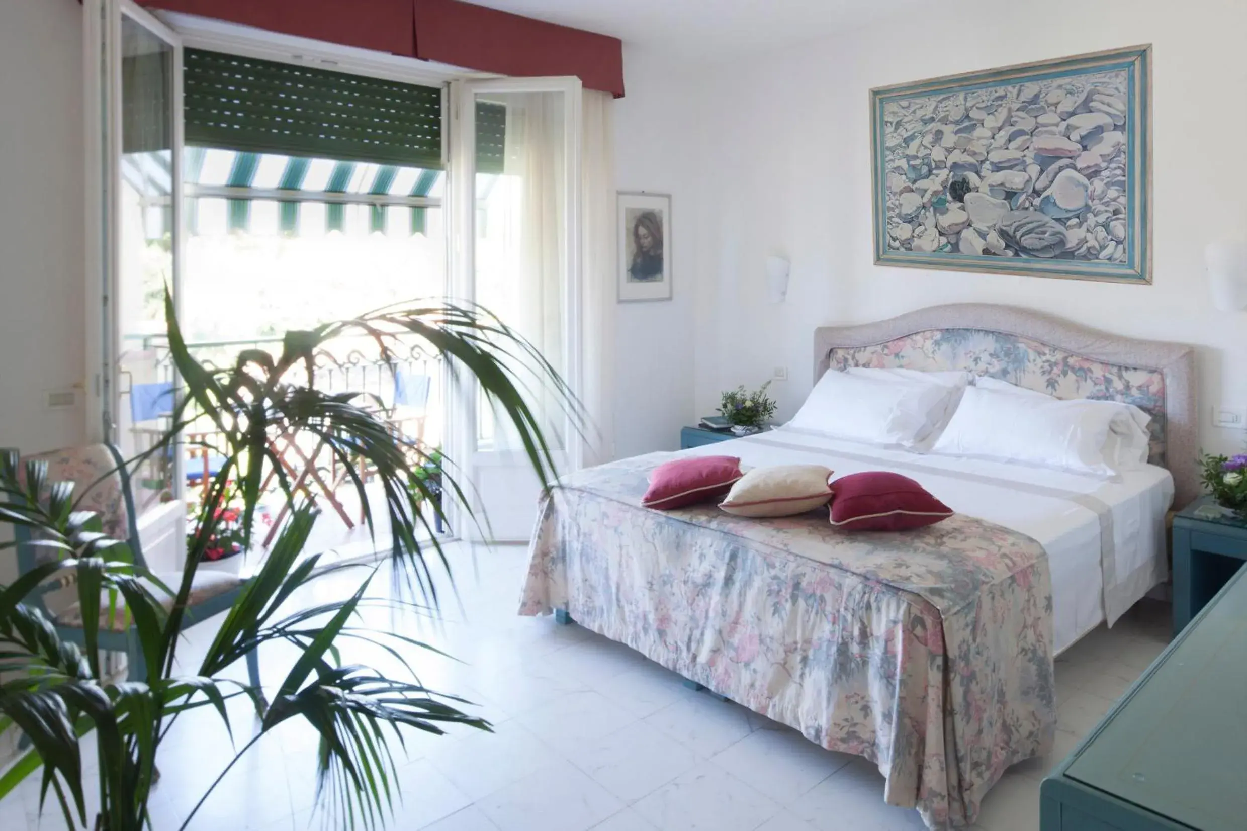 Superior Double Room with Terrace in President Hotel Superior Double Room with Terrace in President Hotel