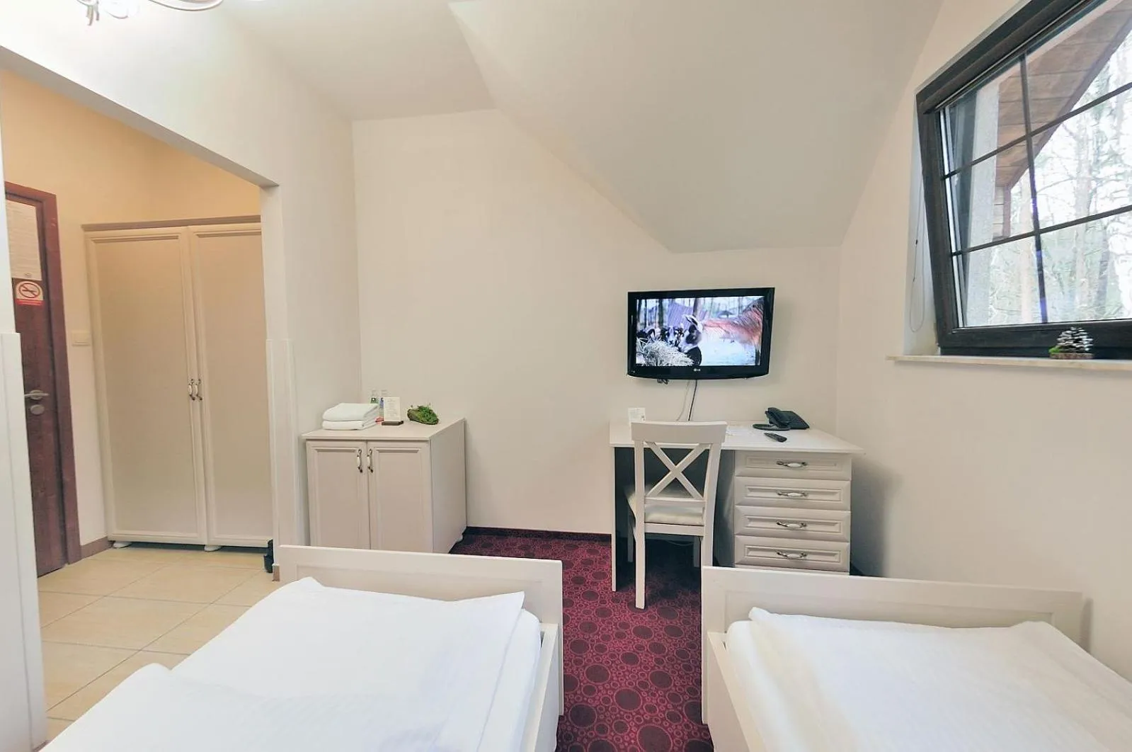 Photo of the whole room, Bed in Malutkie Resort