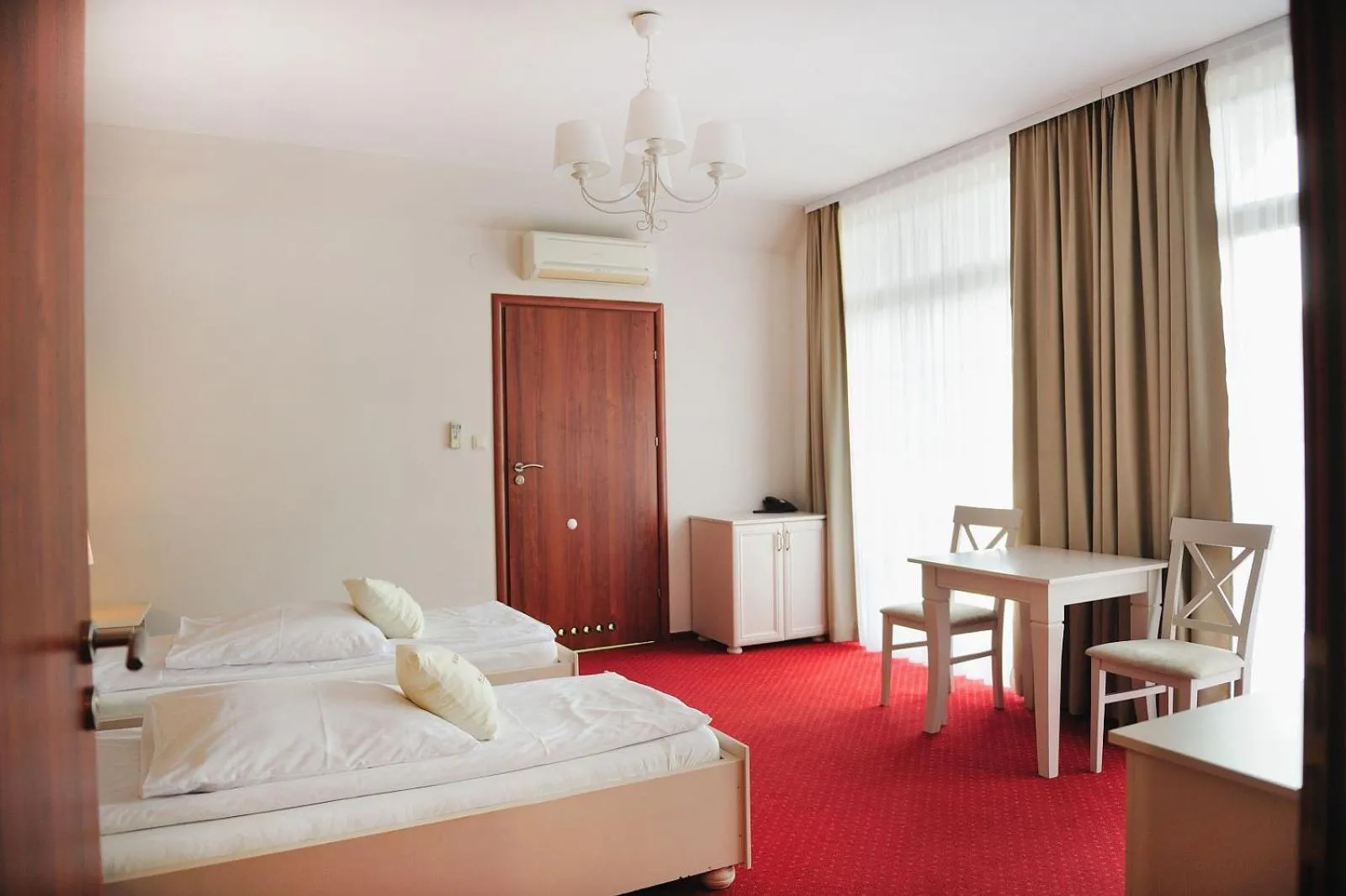 Photo of the whole room, Bed in Malutkie Resort