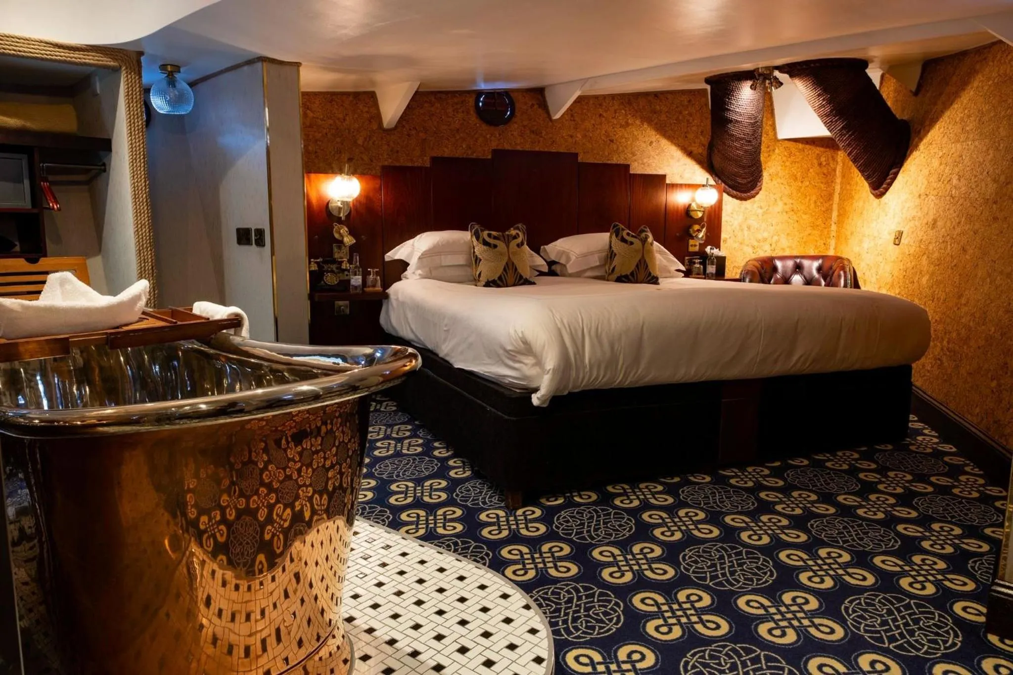 Bed in Ocean Mist Leith