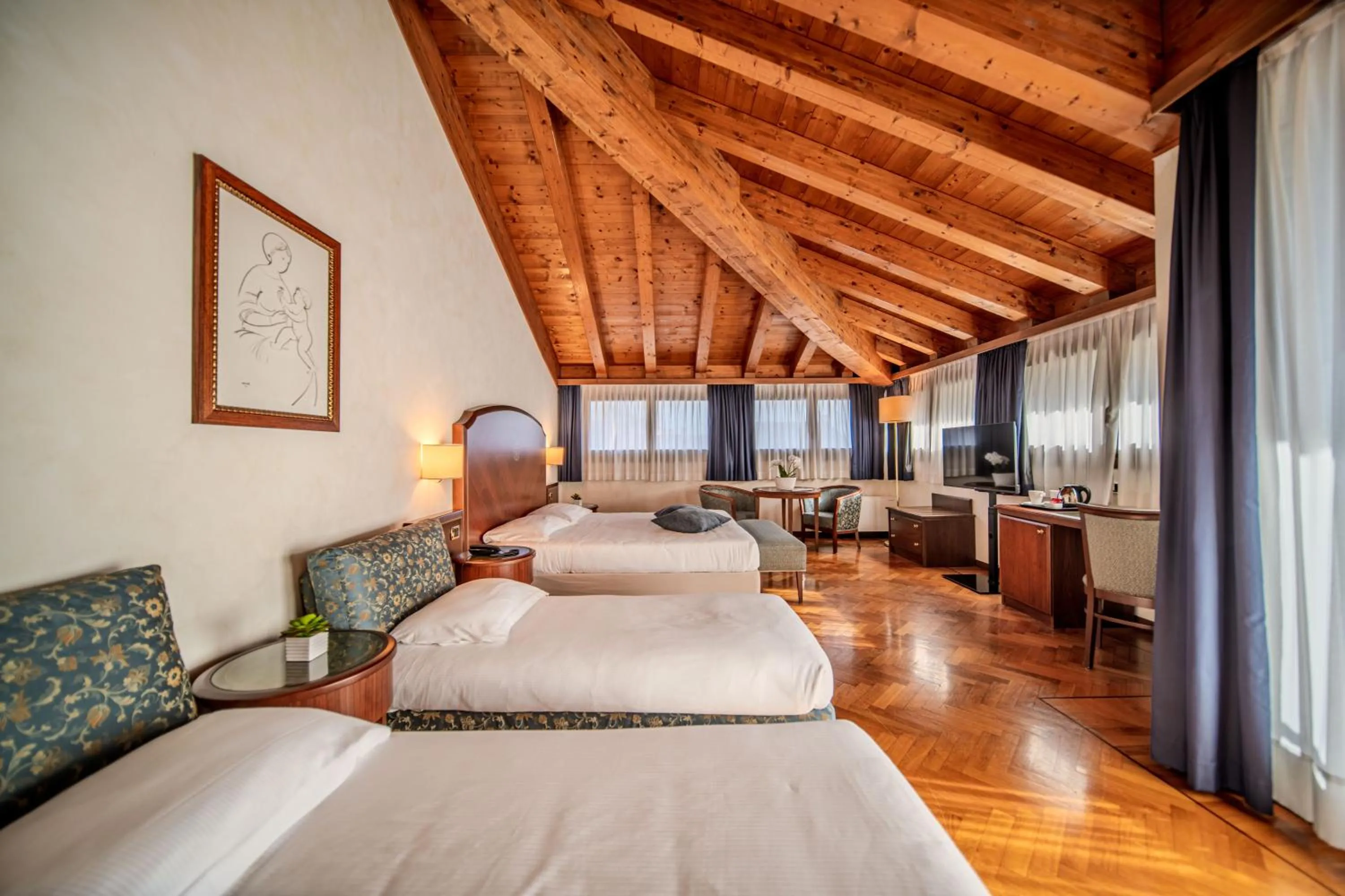 Bedroom, Bed in Hotel Alla Torre