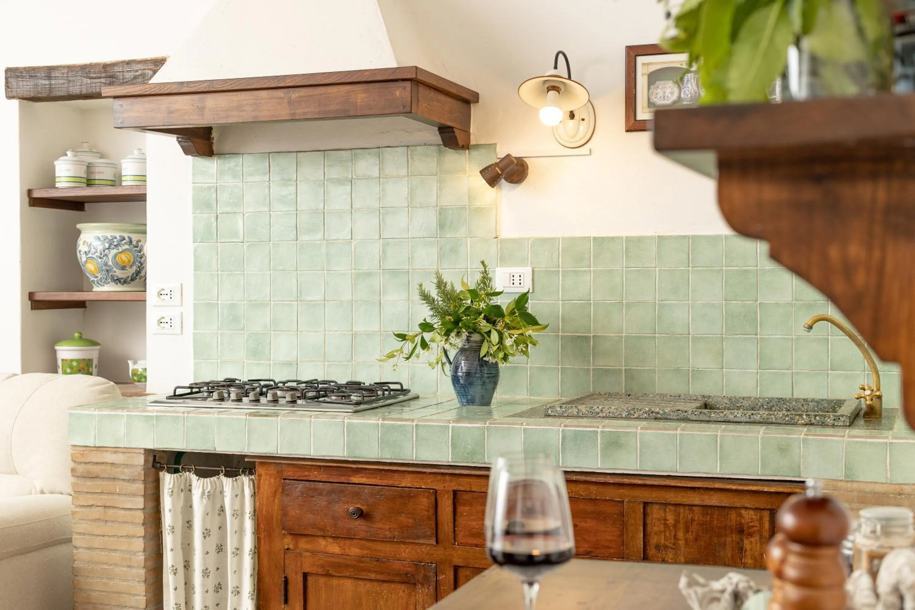 Kitchen or kitchenette in Agriturismo La Pievuccia