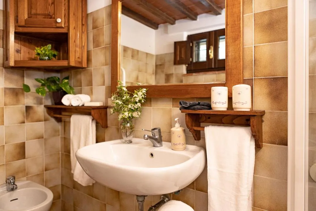 Bathroom in Agriturismo La Pievuccia
