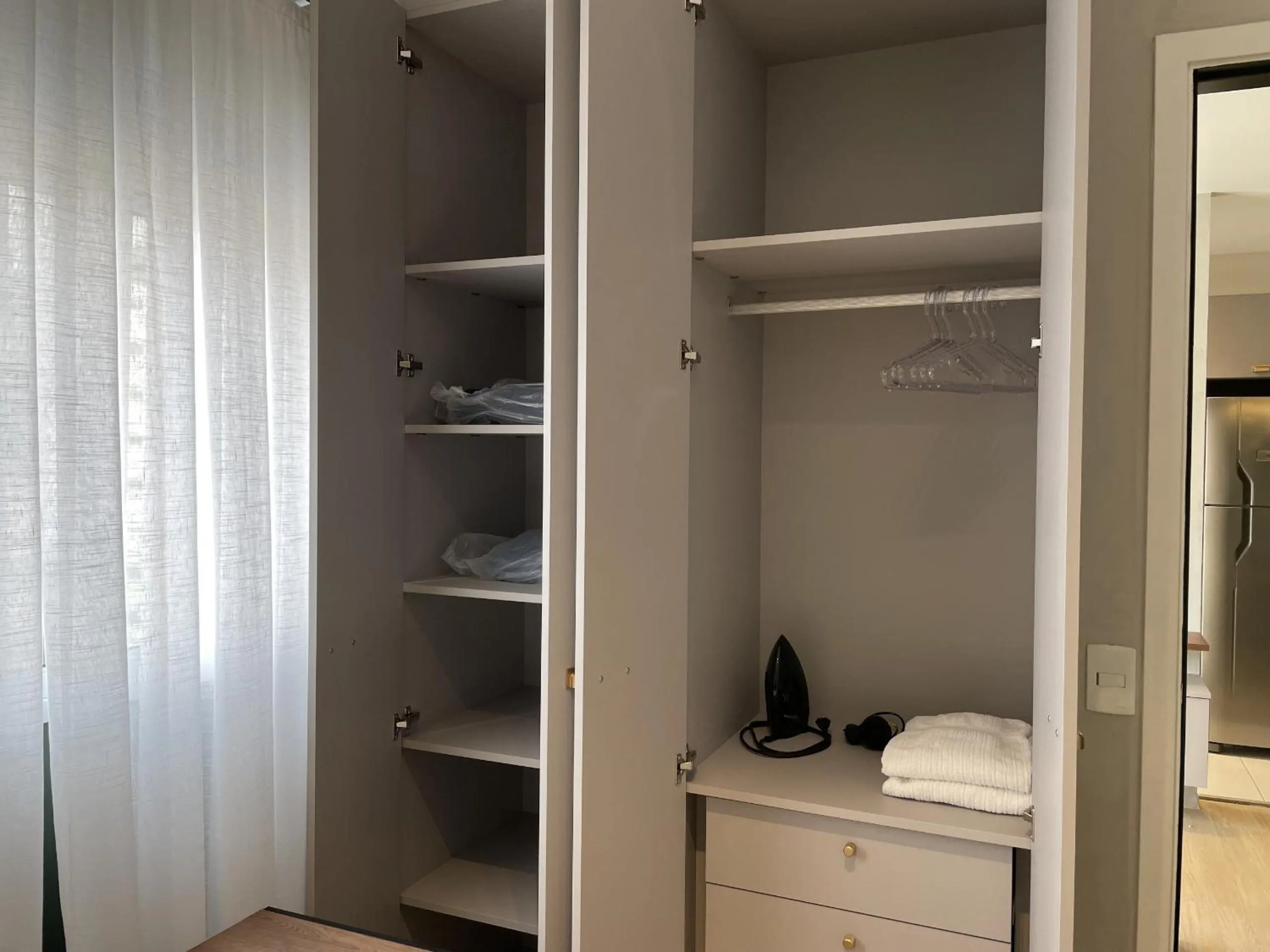 wardrobe in Akile Hype