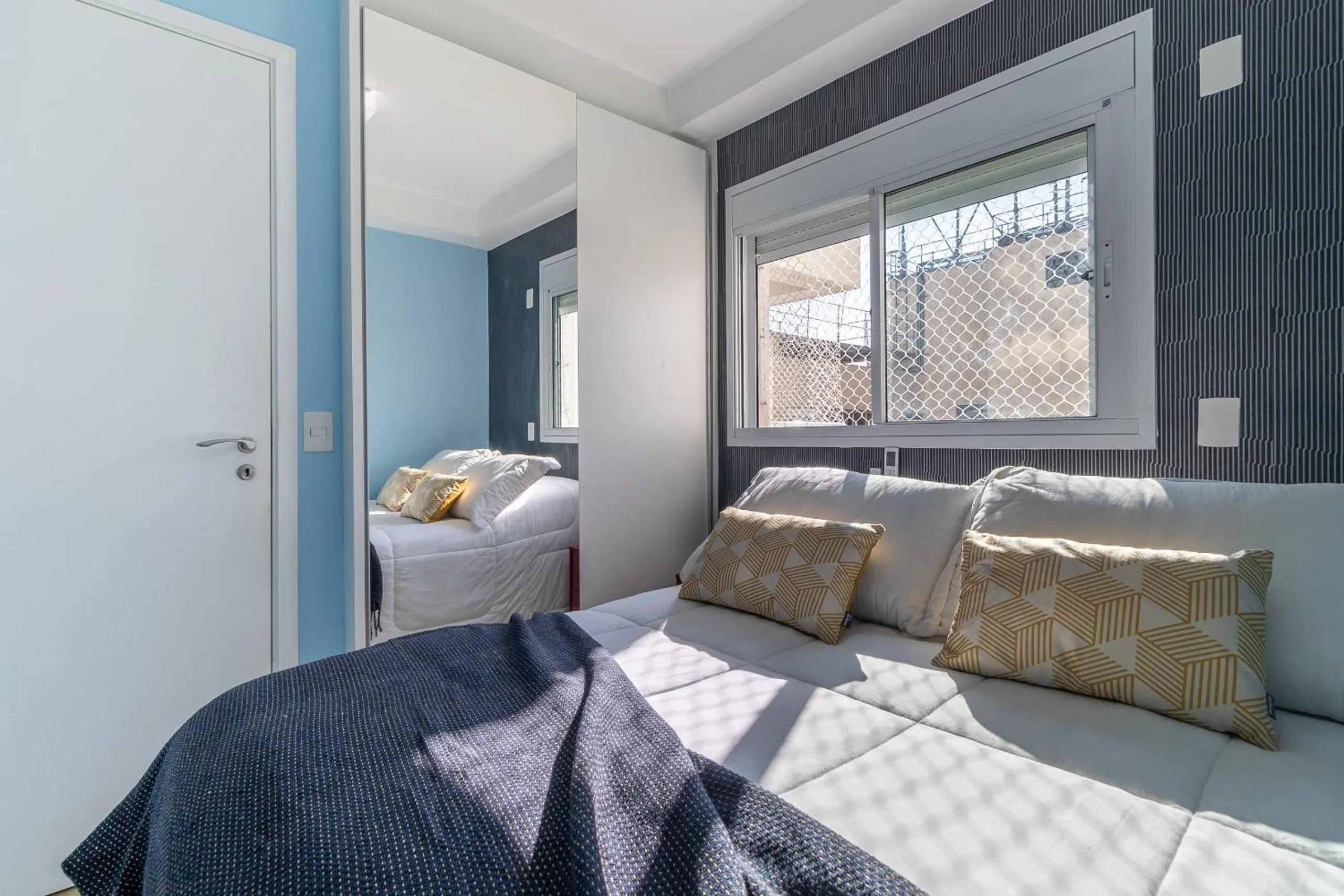 Bedroom, Bed in Akile Hype