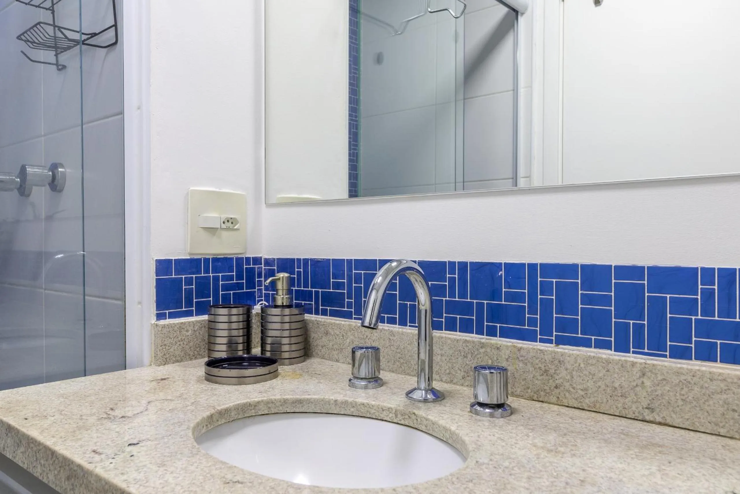 Bathroom in Akile Hype