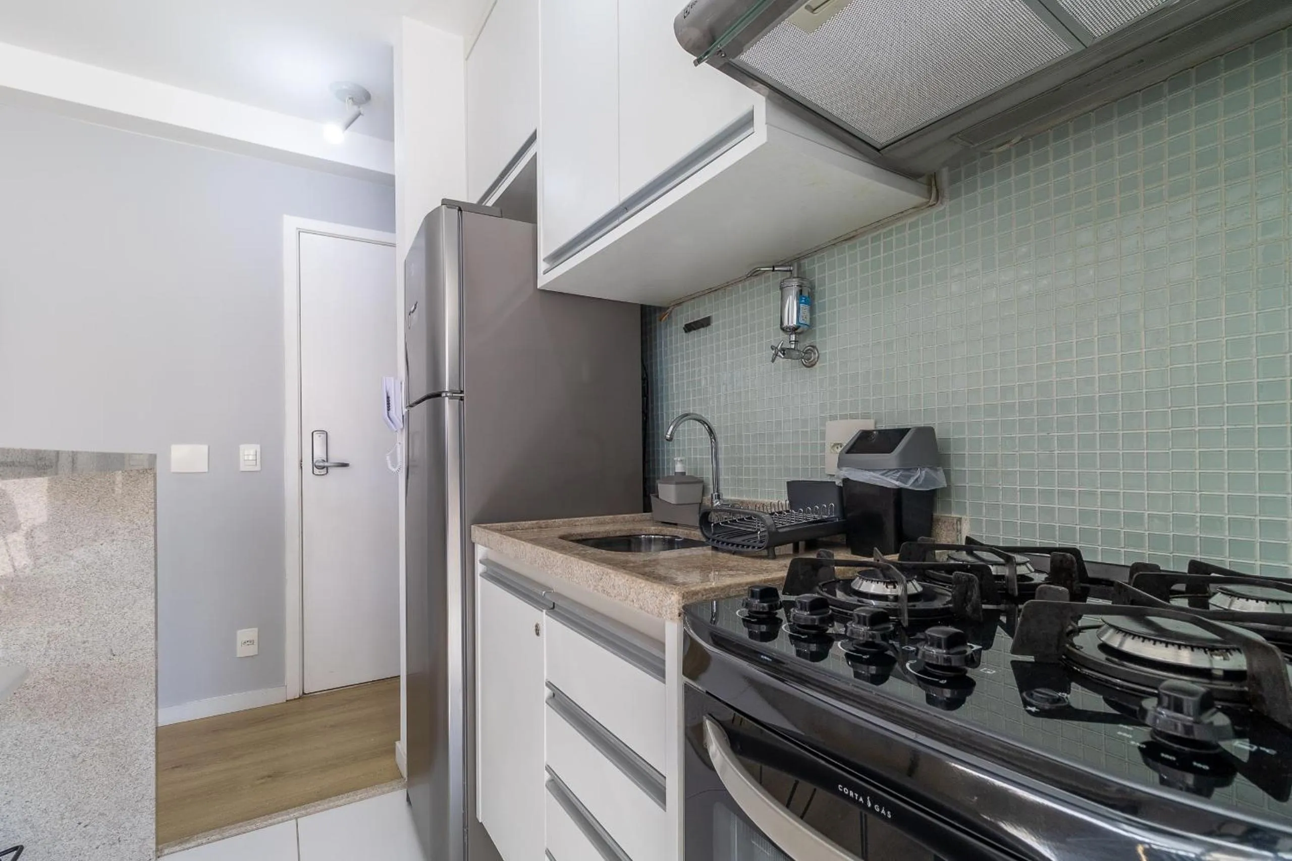 Kitchen or kitchenette in Akile Hype