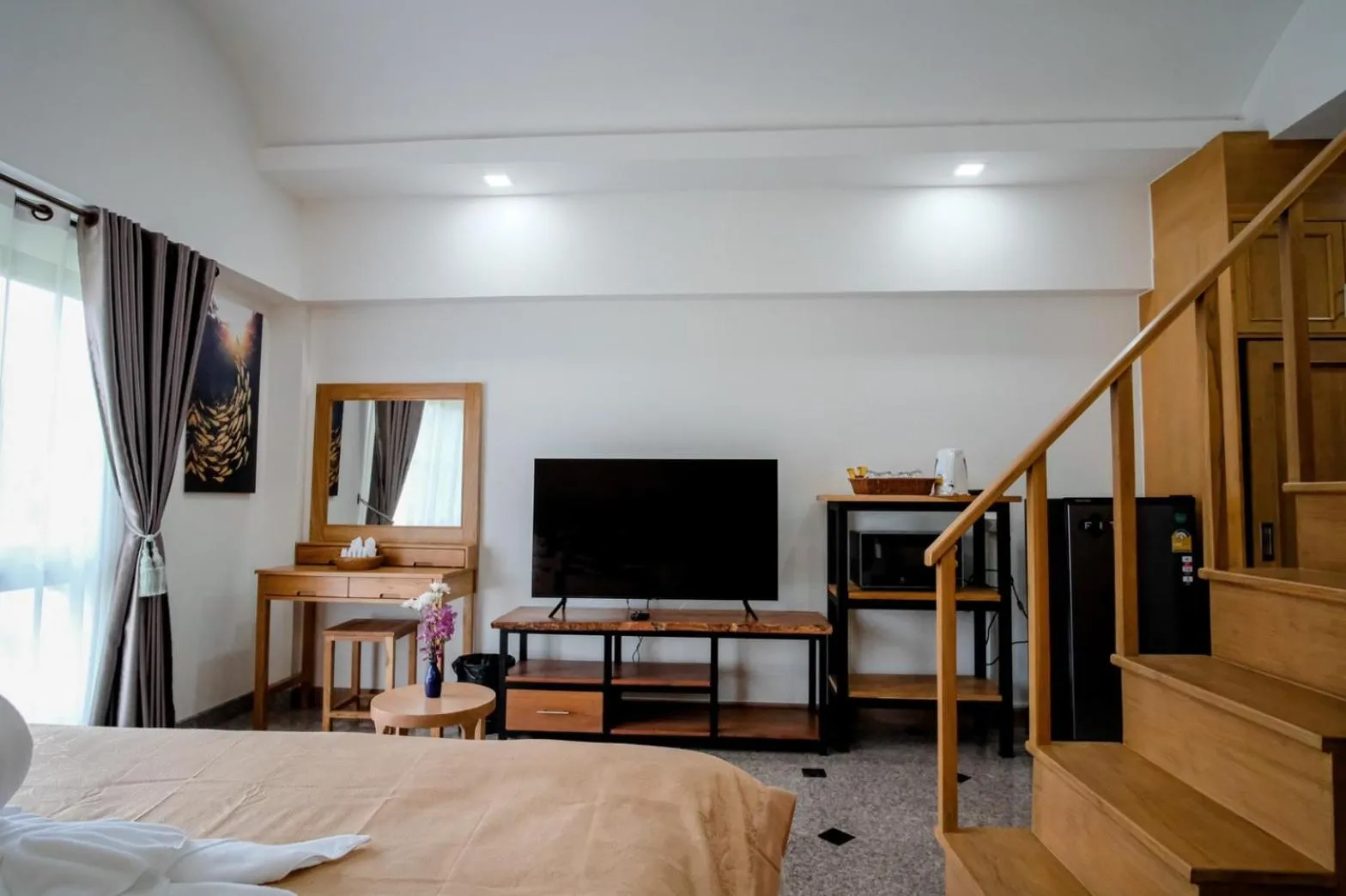 Seating area, Bed in Cha Li's Family Hotel&Hostel