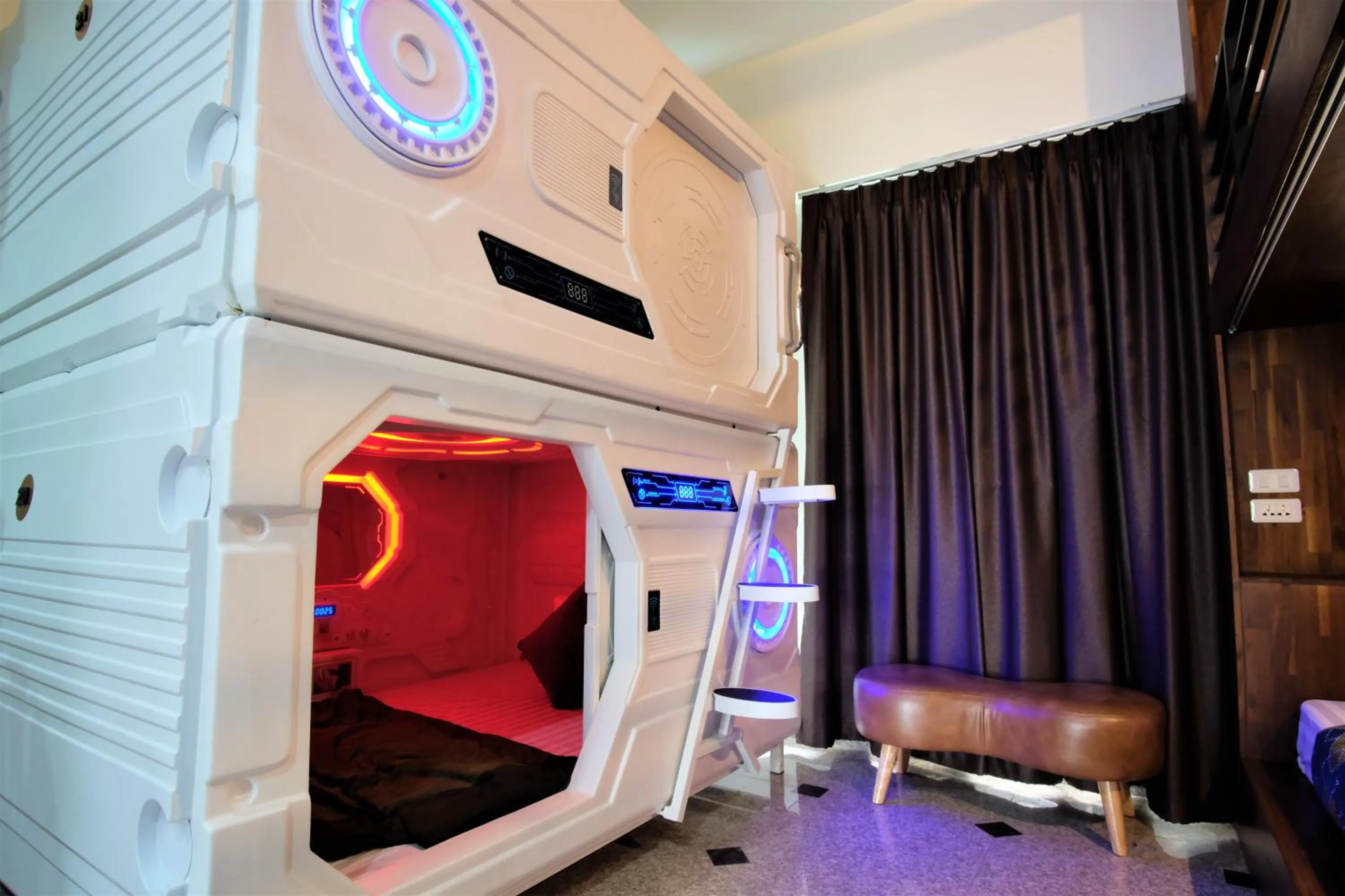 Cha Li's Family Hotel&Hostel