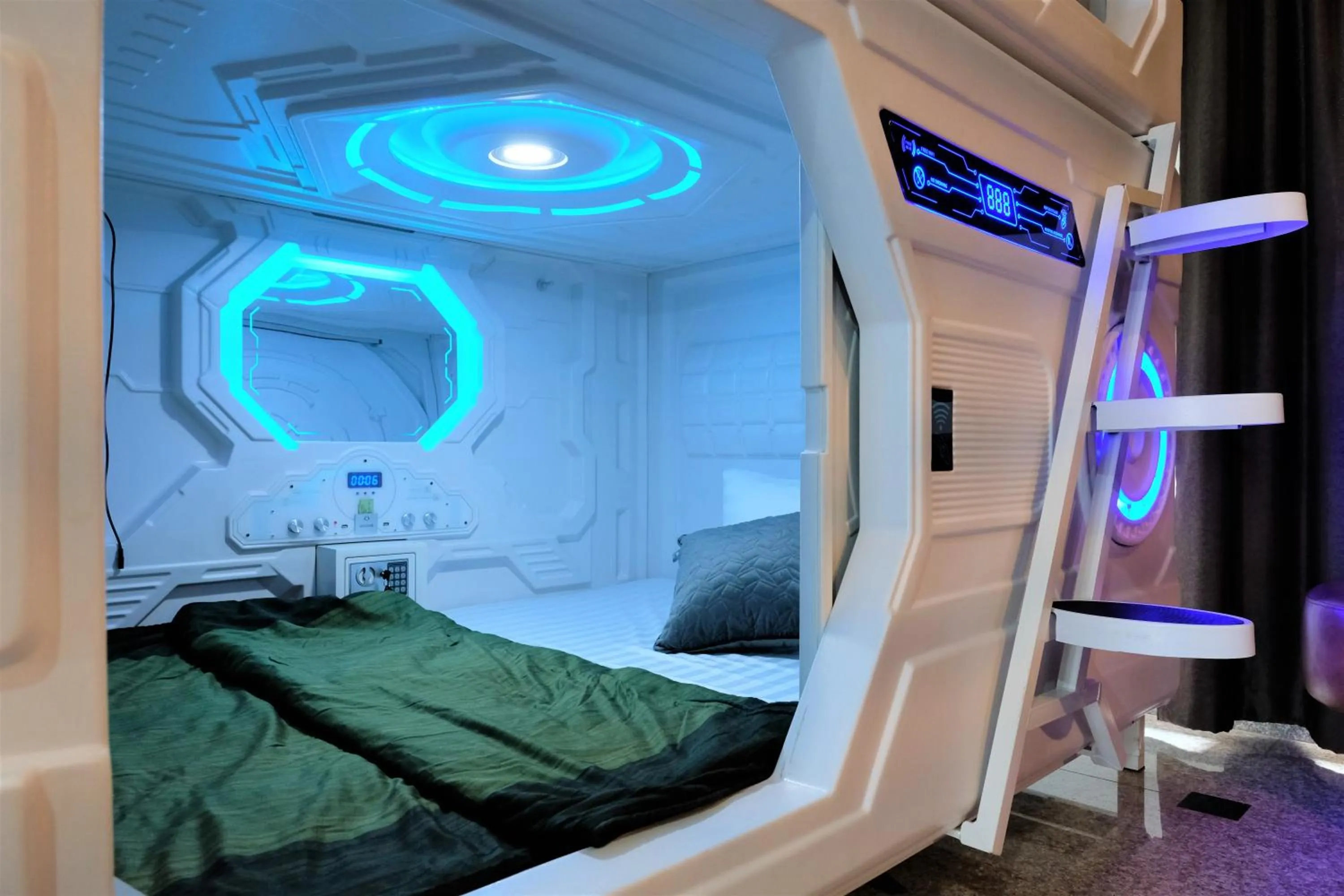 Bed in Cha Li's Family Hotel&Hostel