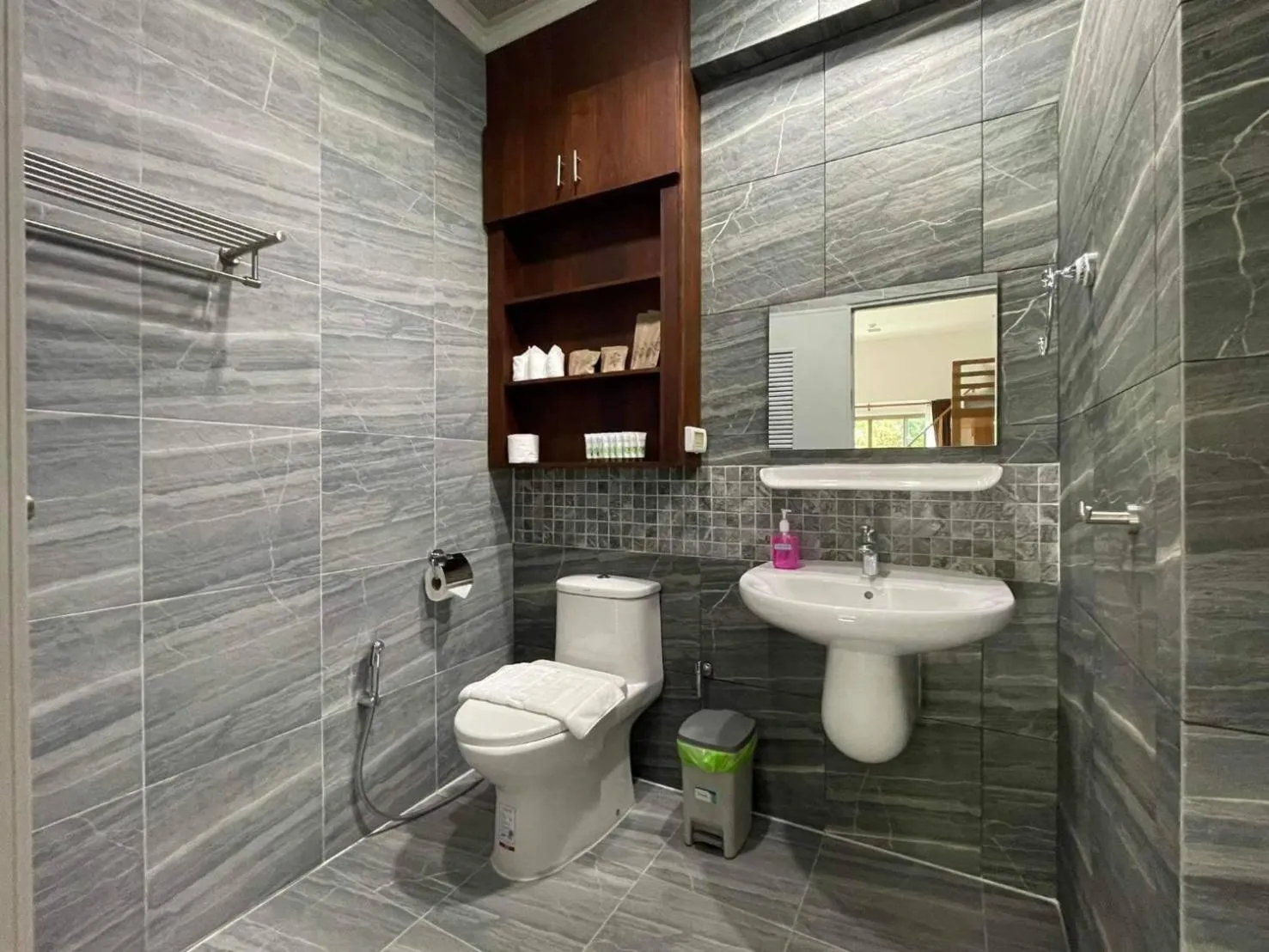 Bathroom in Cha Li's Family Hotel&Hostel