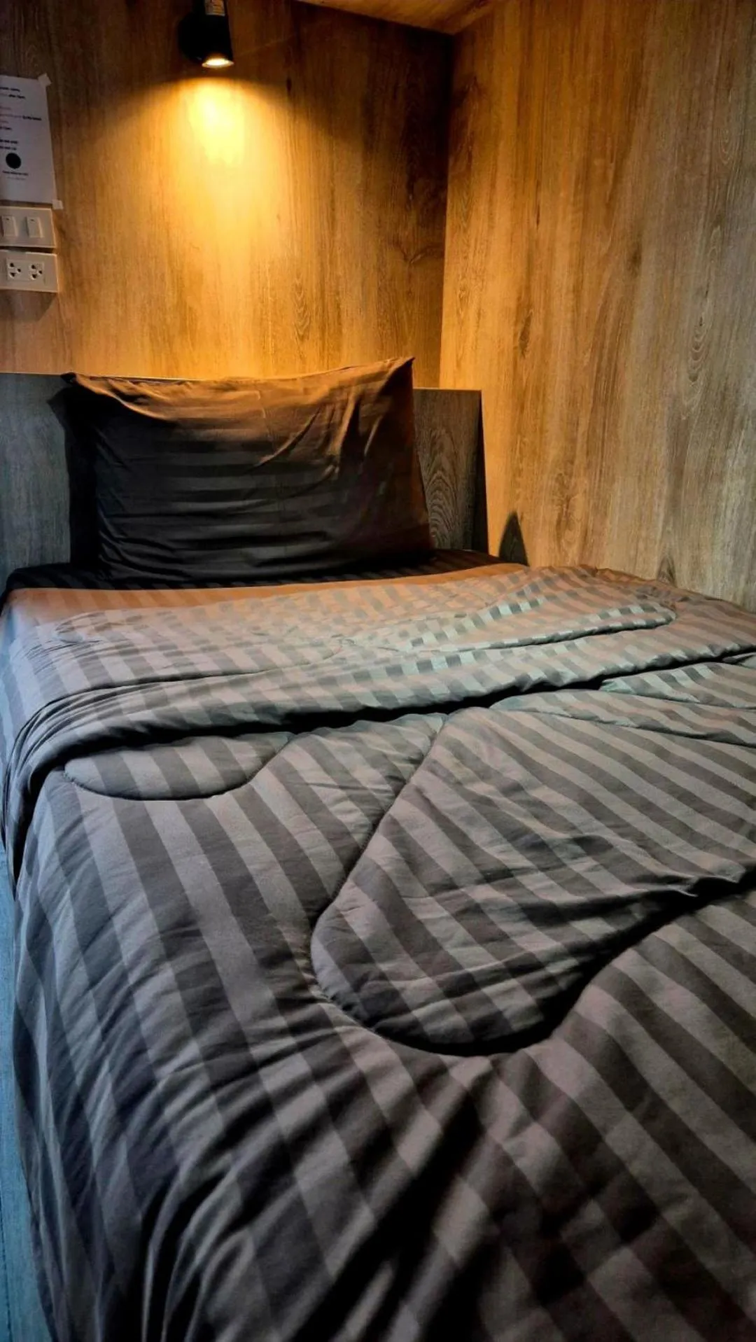 Property building, Bed in Cha Li's Family Hotel&Hostel