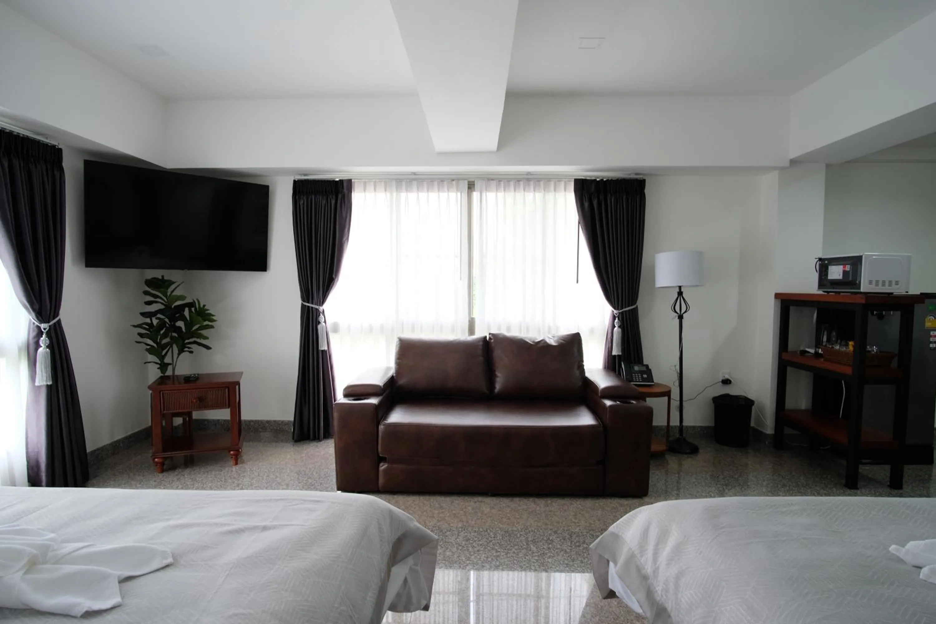 TV and multimedia, Bed in Cha Li's Family Hotel&Hostel