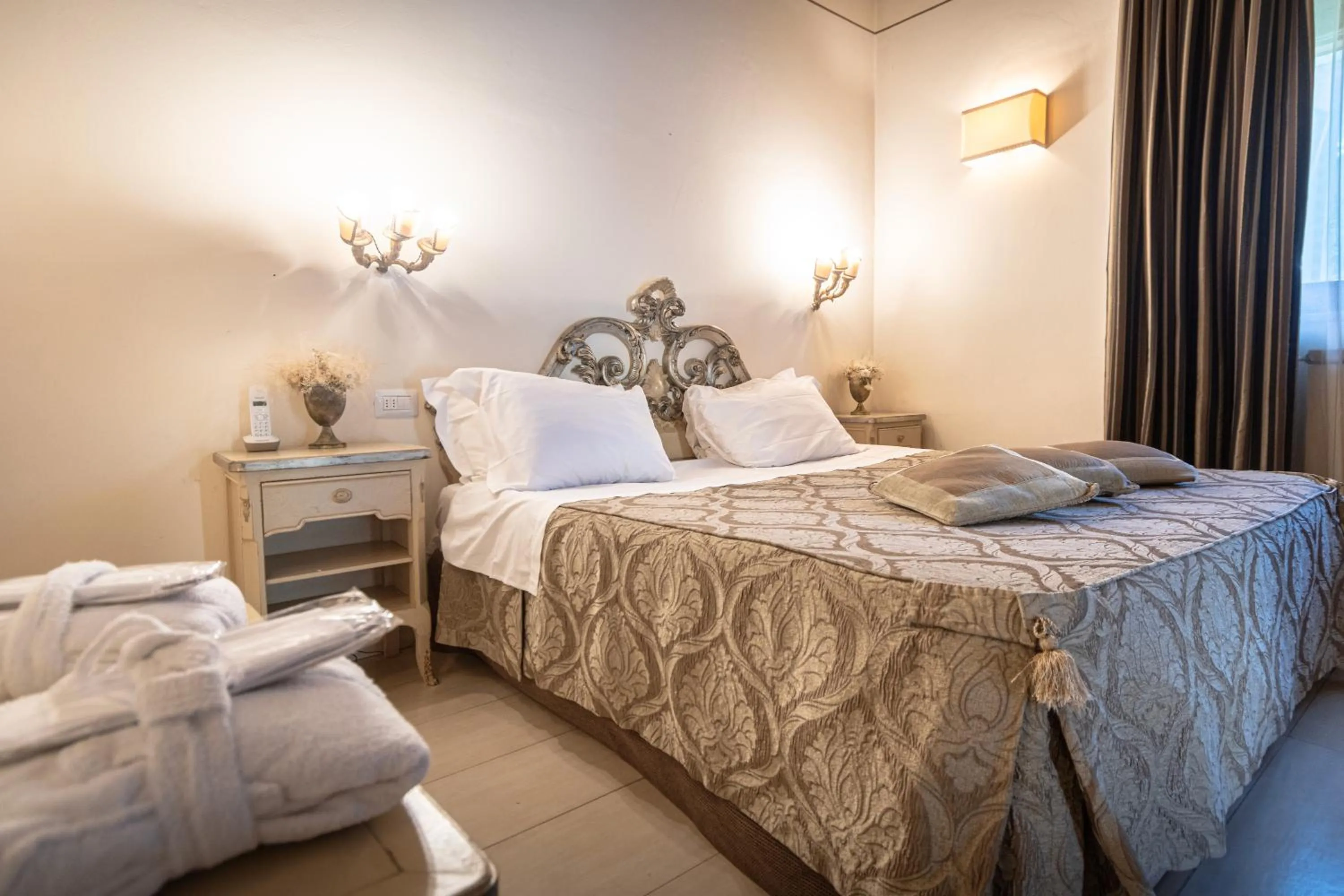 Photo of the whole room in Resort e Spa San Crispino