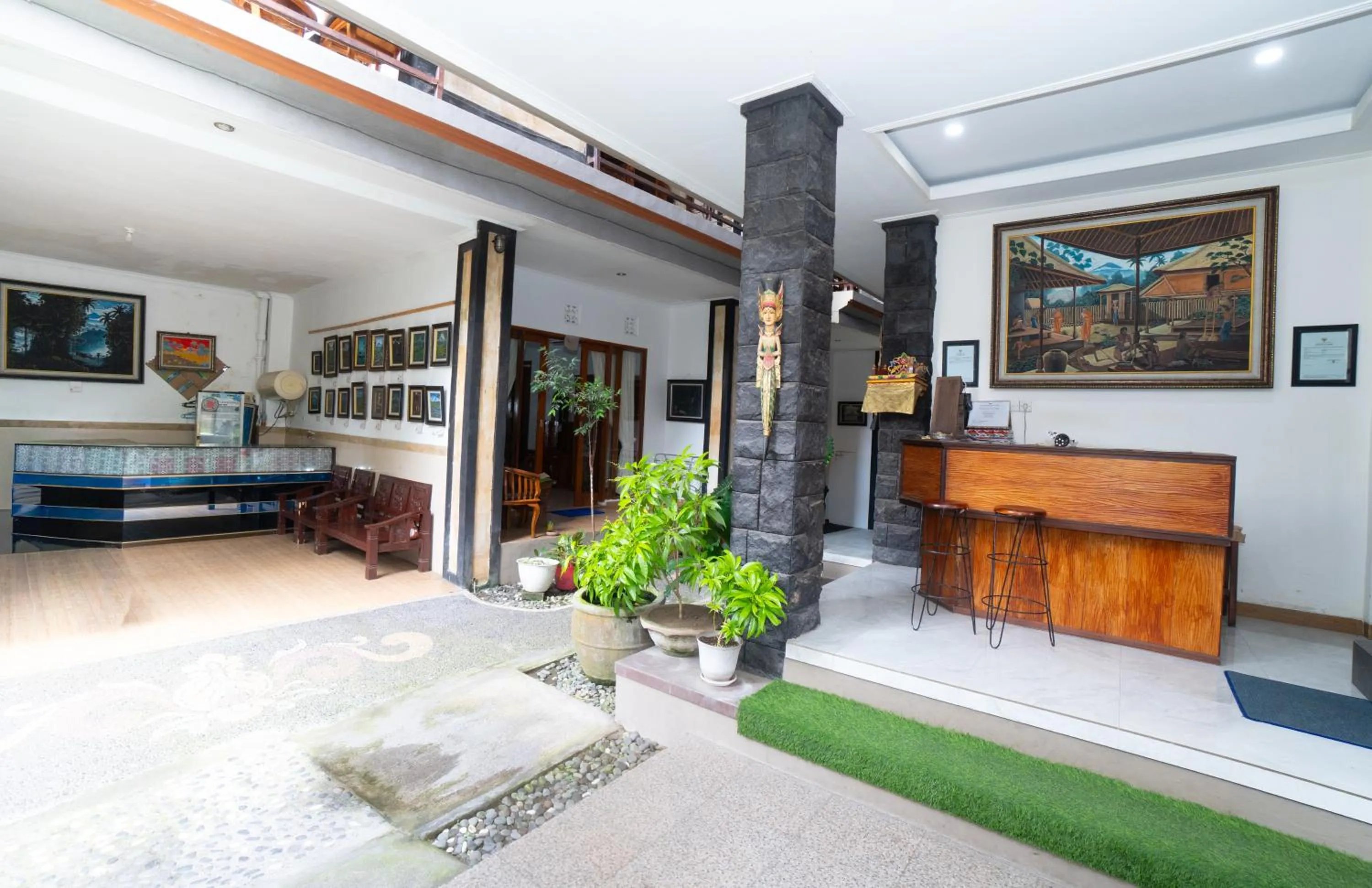 Garden in PAK'VO'HOUSE