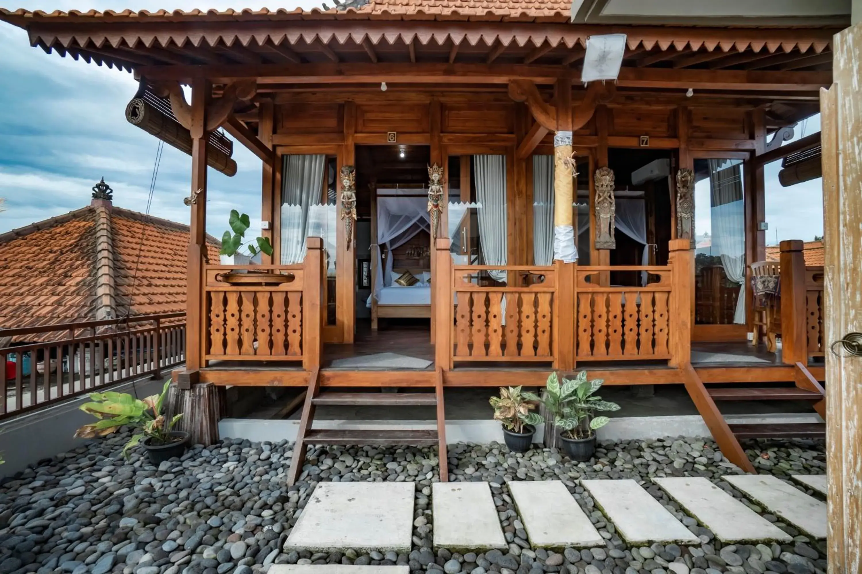 Property building in PAK'VO'HOUSE Property building in PAK'VO'HOUSE