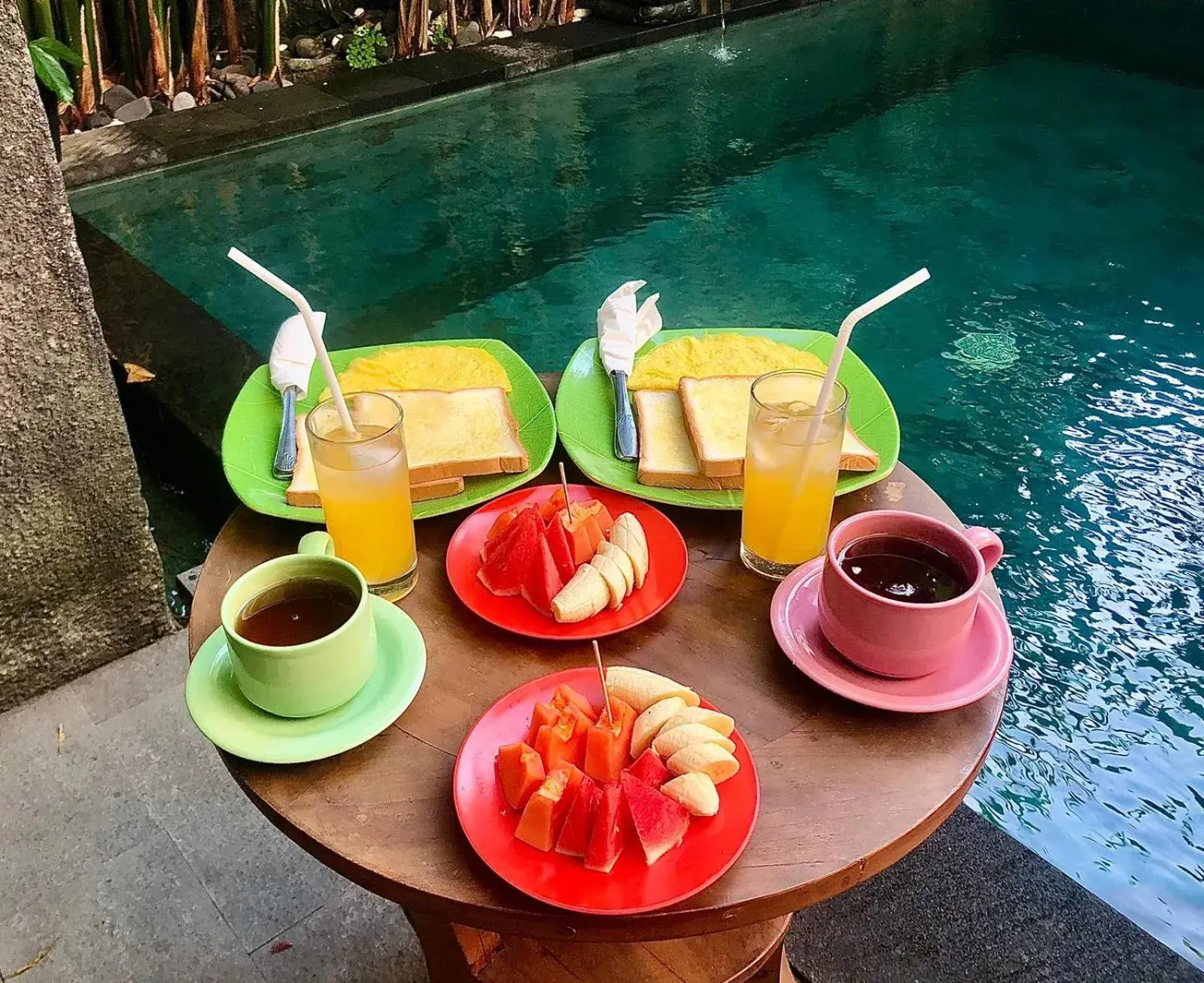 Food and drinks in PAK'VO'HOUSE Food and drinks in PAK'VO'HOUSE