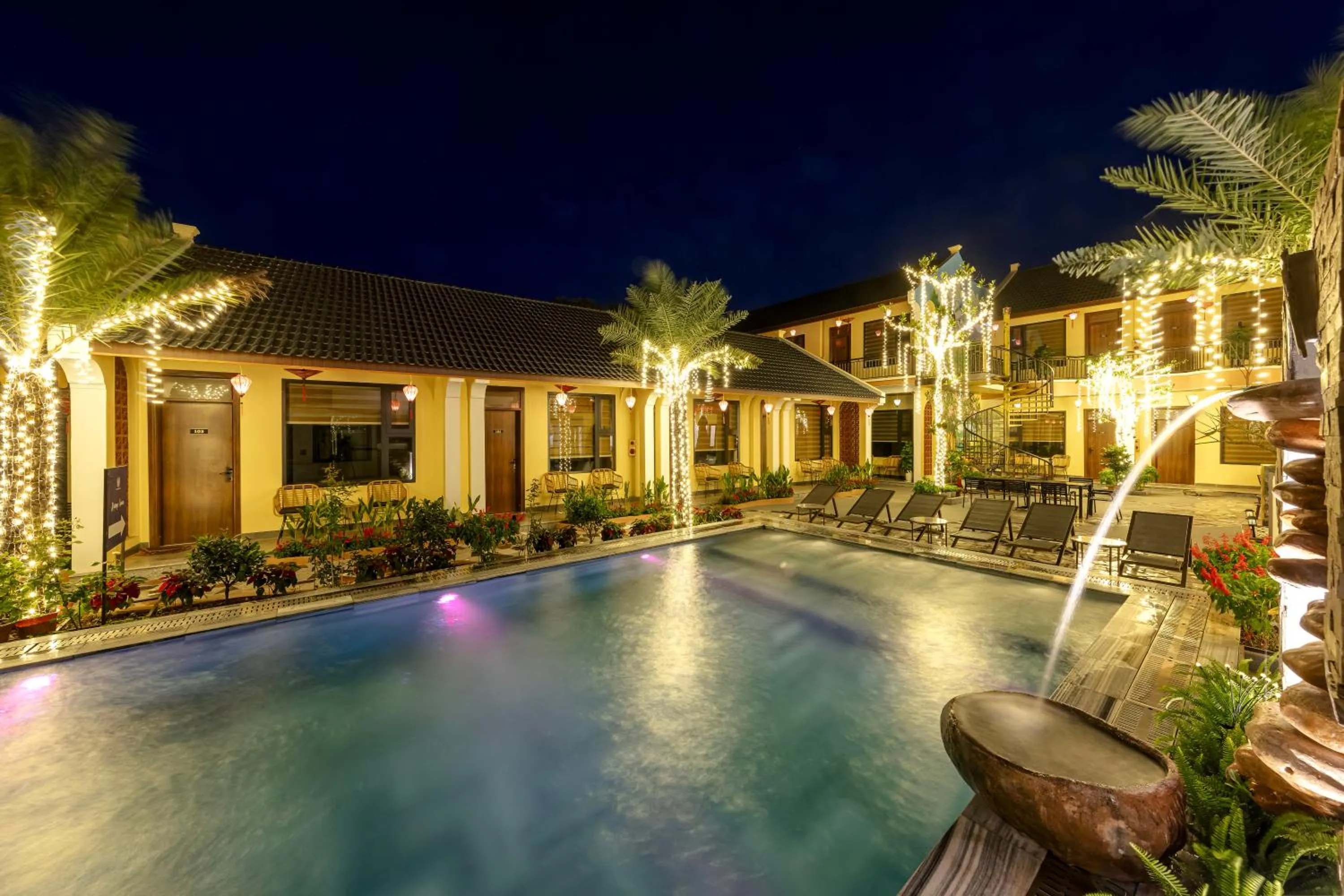 Swimming pool in Tam Coc Center Luxury Hotel & Villa